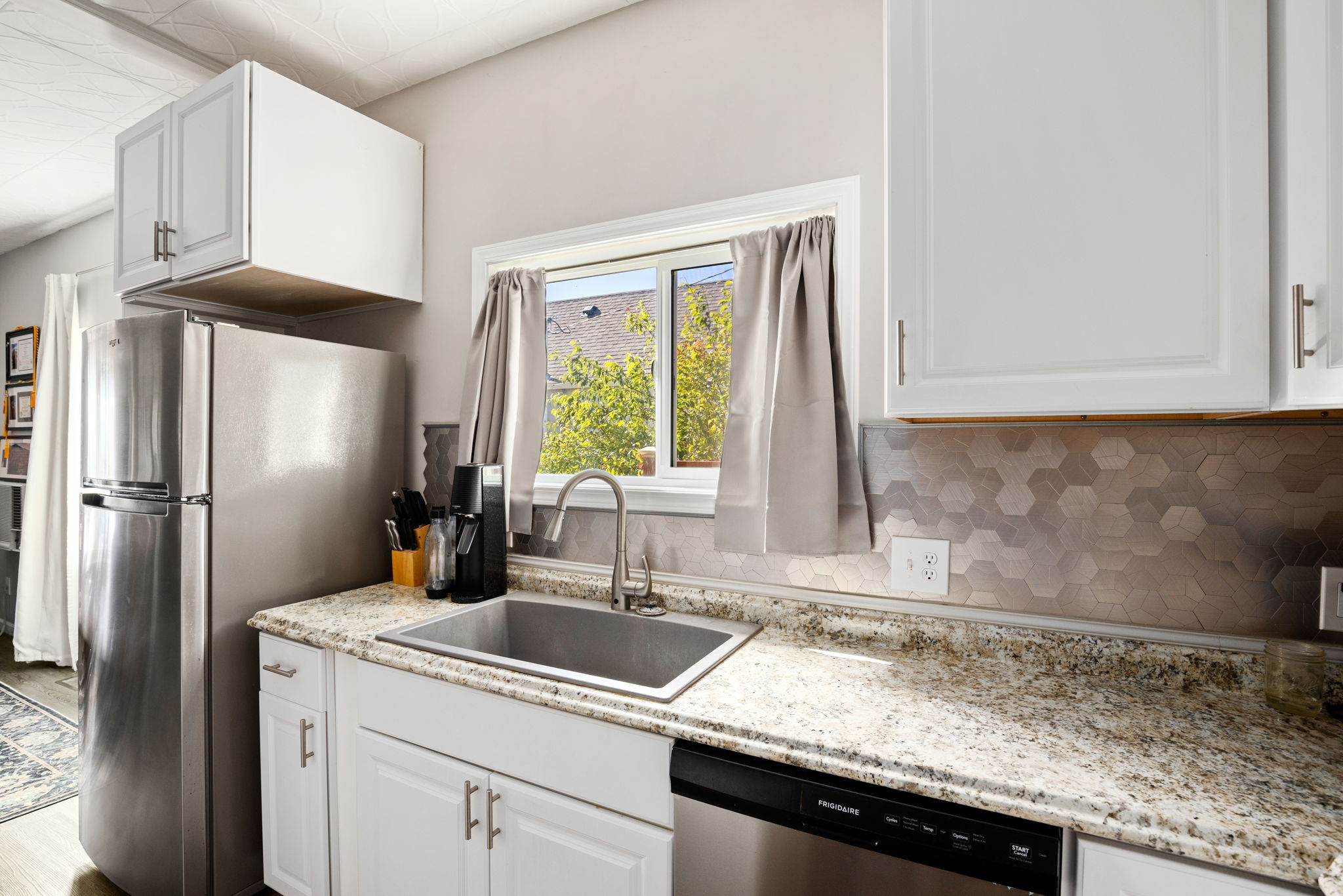 117 Front Street Property Photo 17