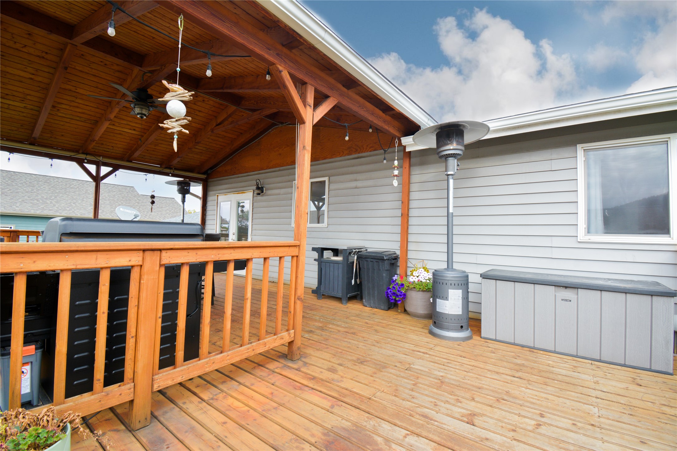 110 Denver Avenue Property Photo 6