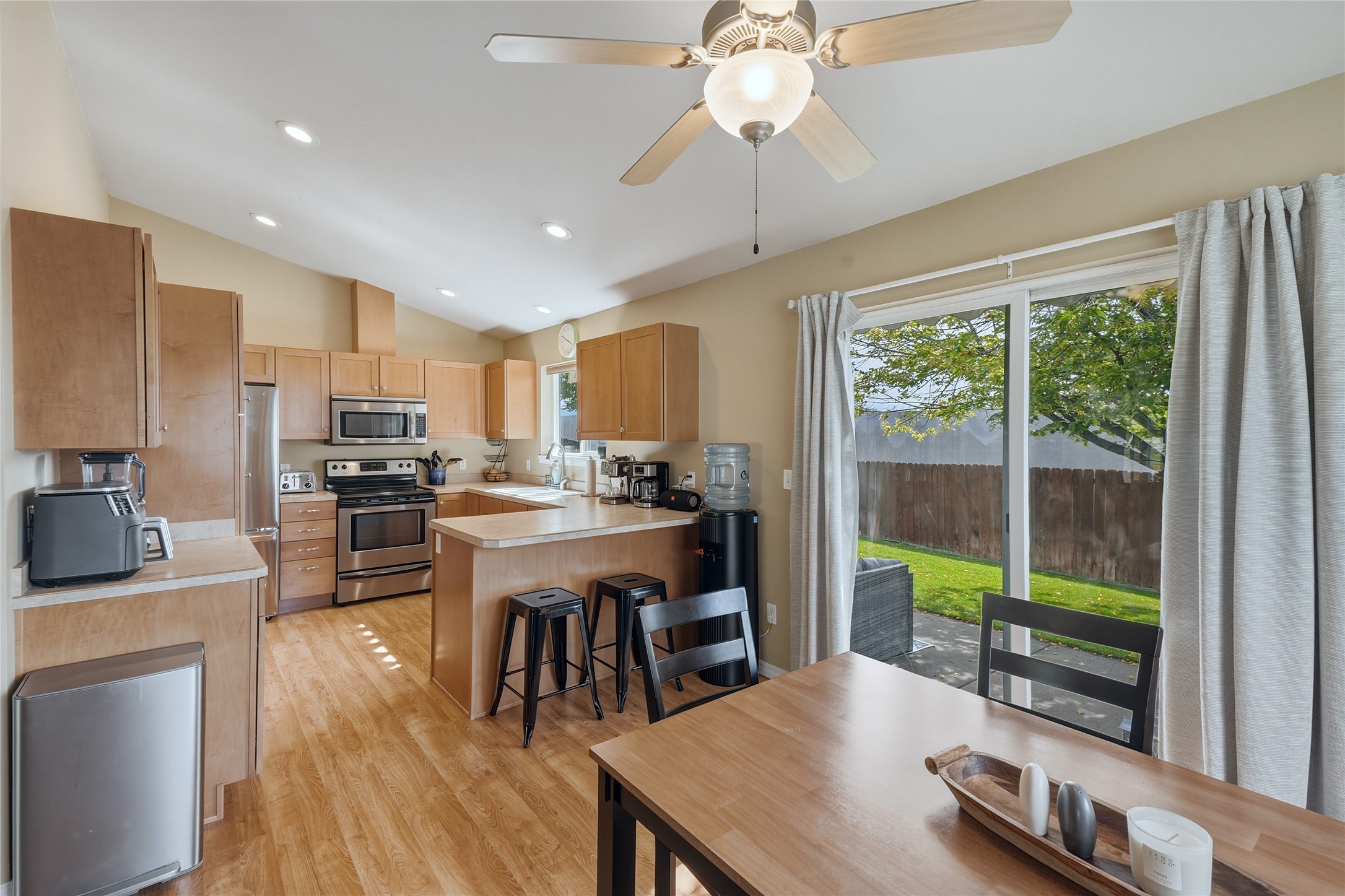 36 W Northview Loop Property Photo 9