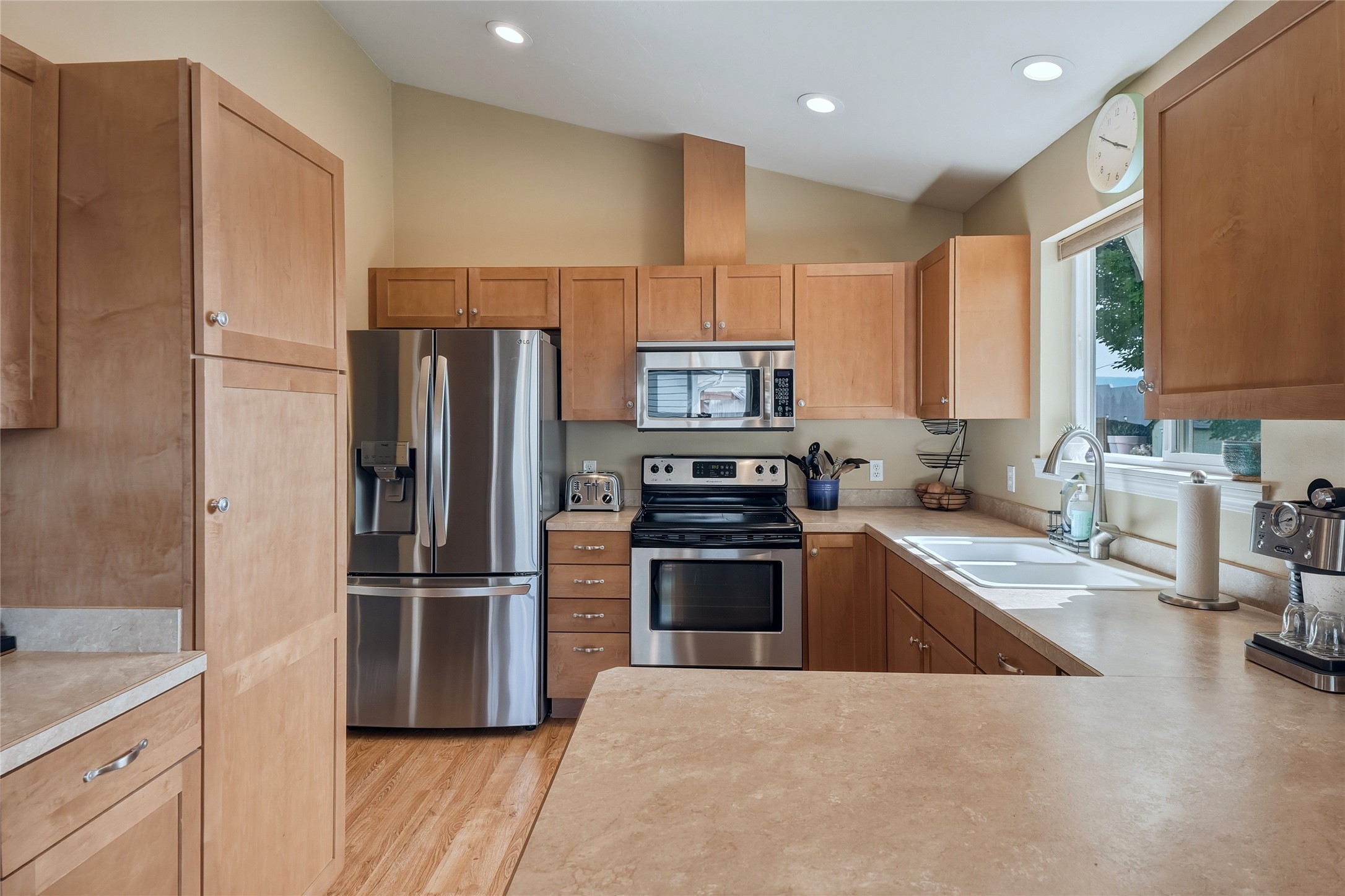 36 W Northview Loop Property Photo 10