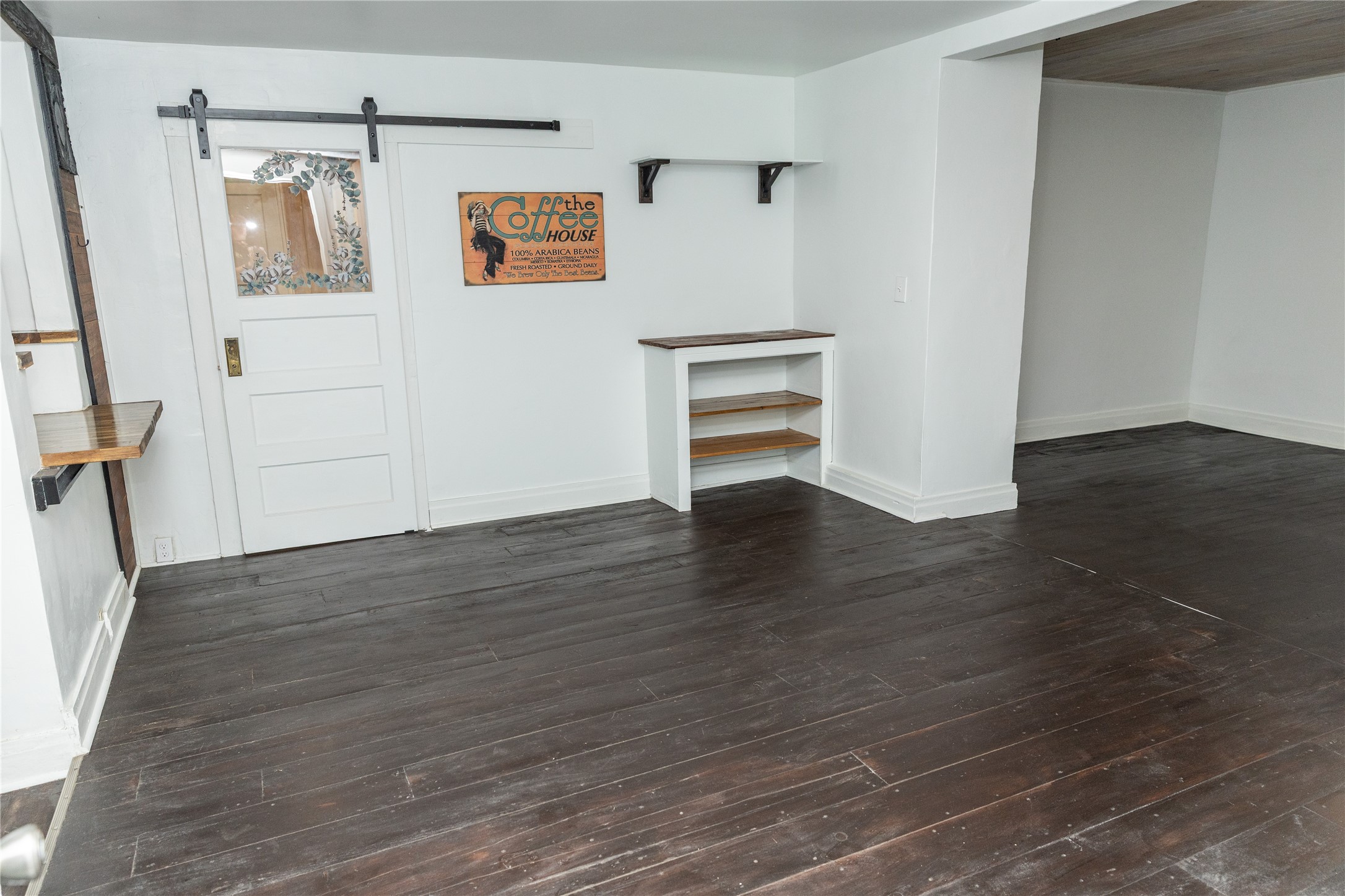 781 E 5th Street Property Photo 14