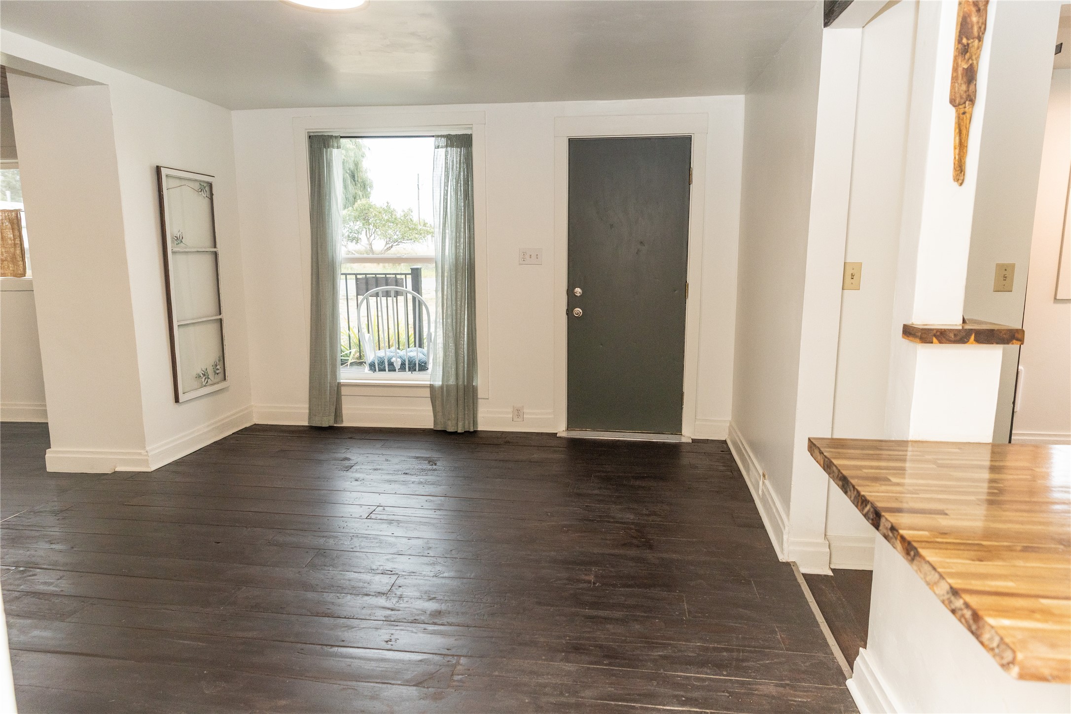 781 E 5th Street Property Photo 16