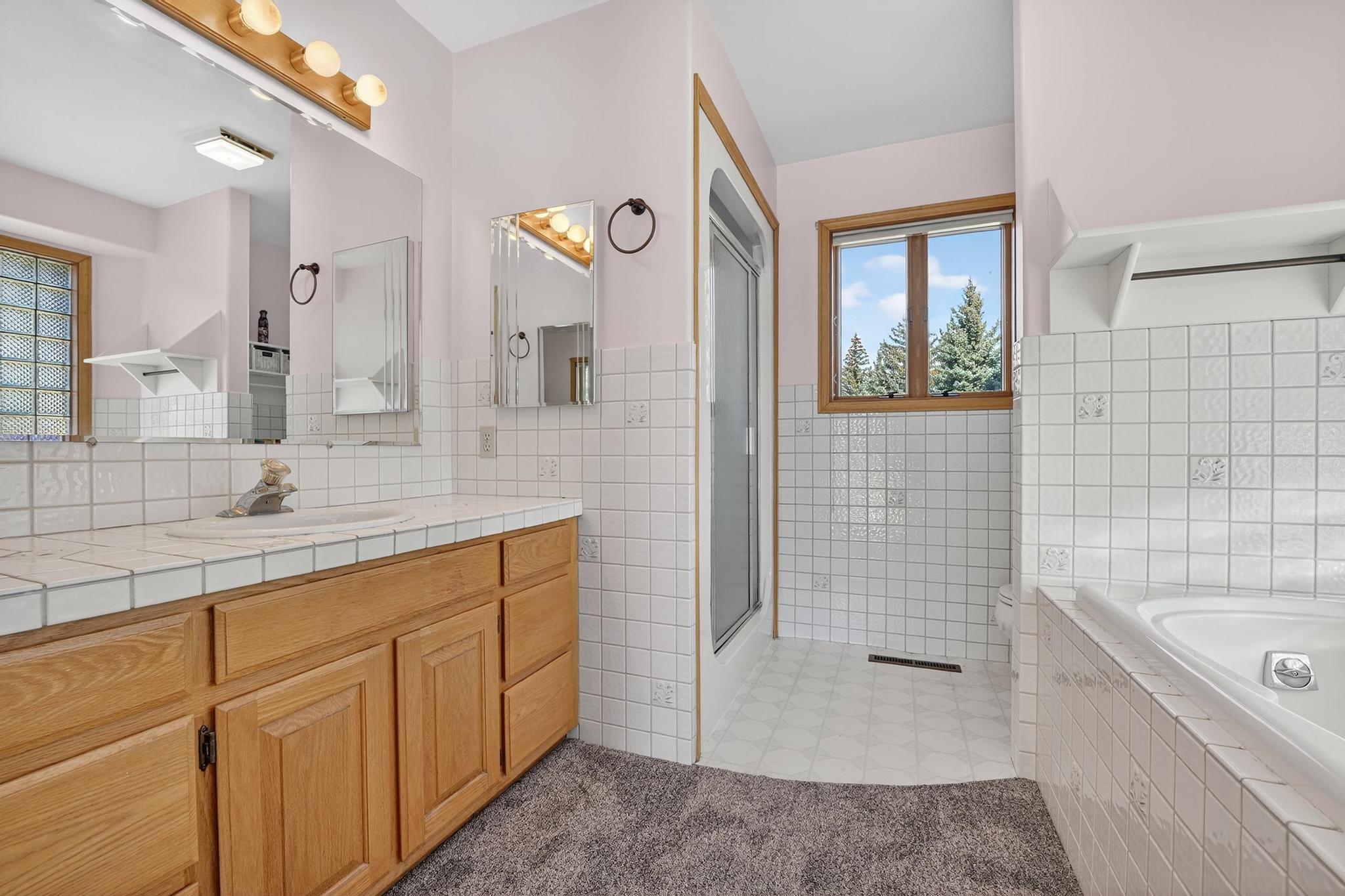100 Mountain Circle Property Photo 18