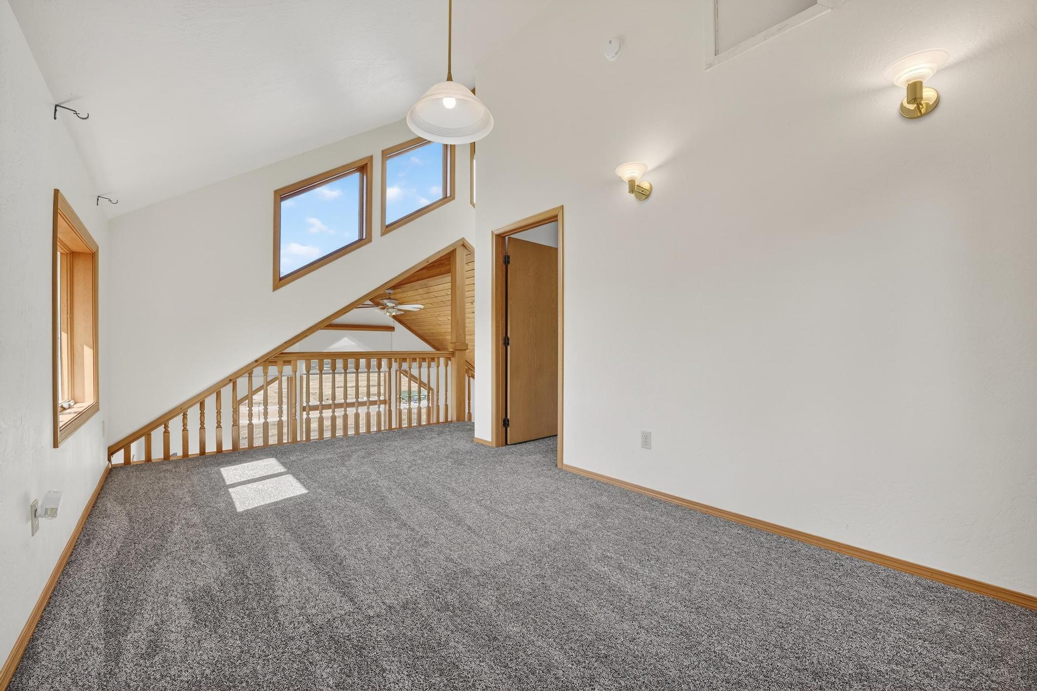 100 Mountain Circle Property Photo 25
