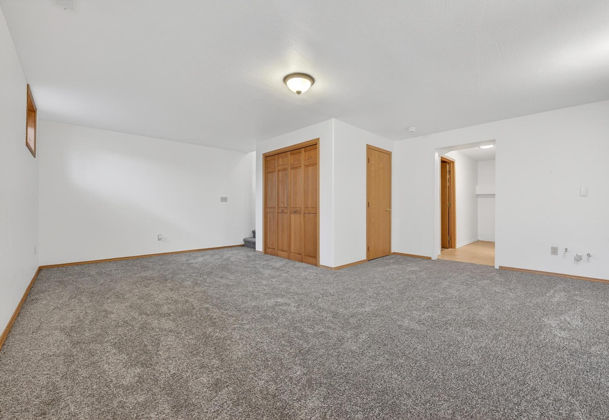 100 Mountain Circle Property Photo 28