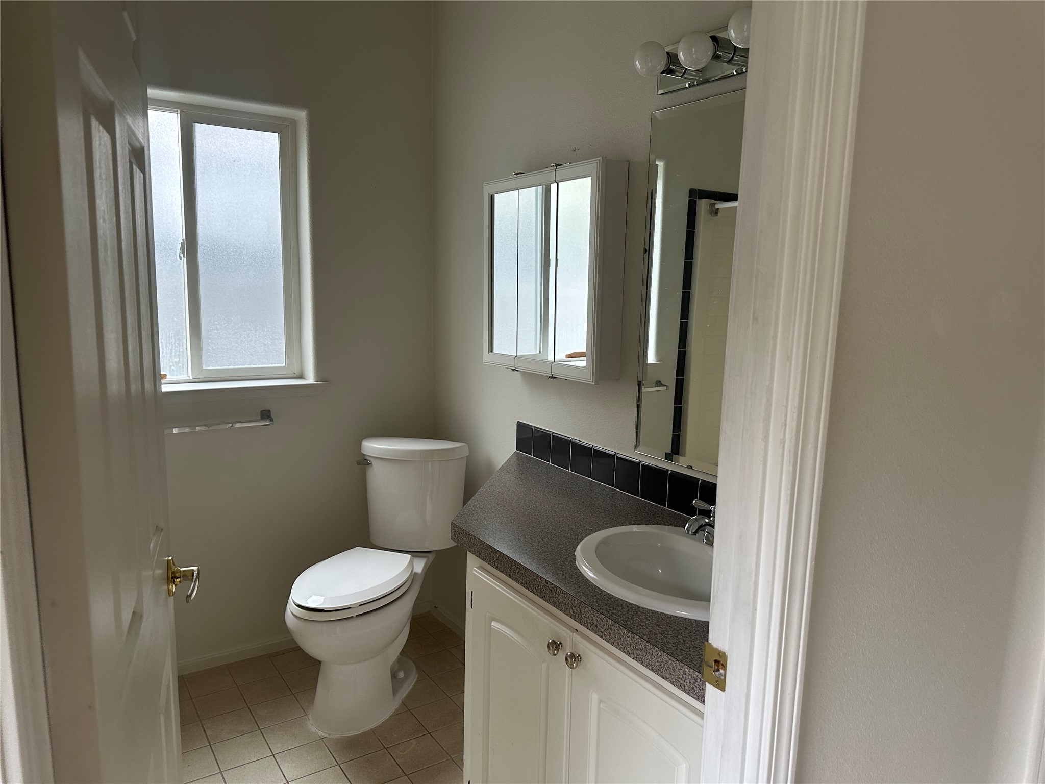 2454 Mcintosh Loop Property Photo 21