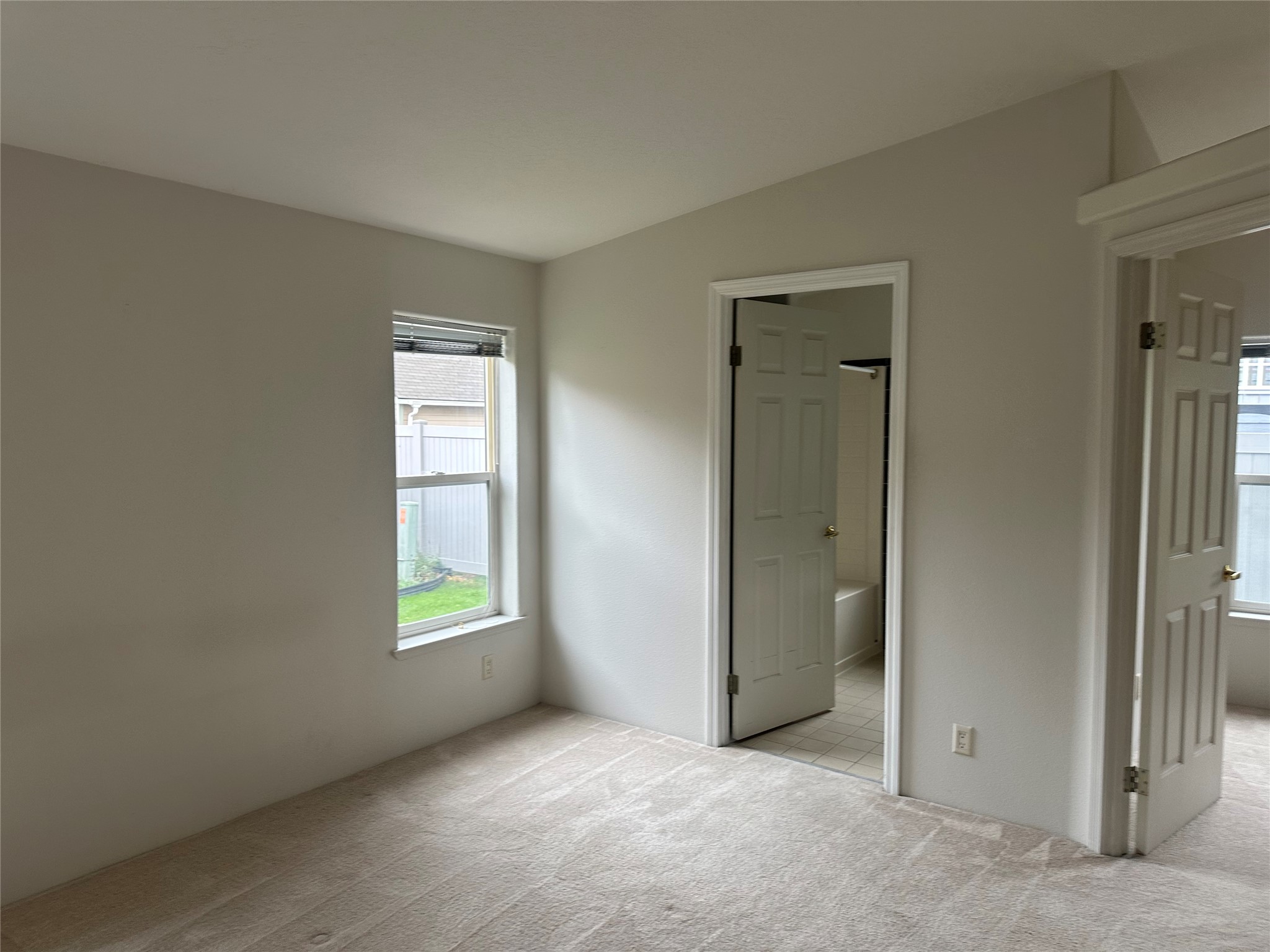 2454 Mcintosh Loop Property Photo 22