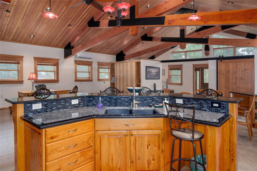 260 Bobtail Meadow Road Property Photo 11