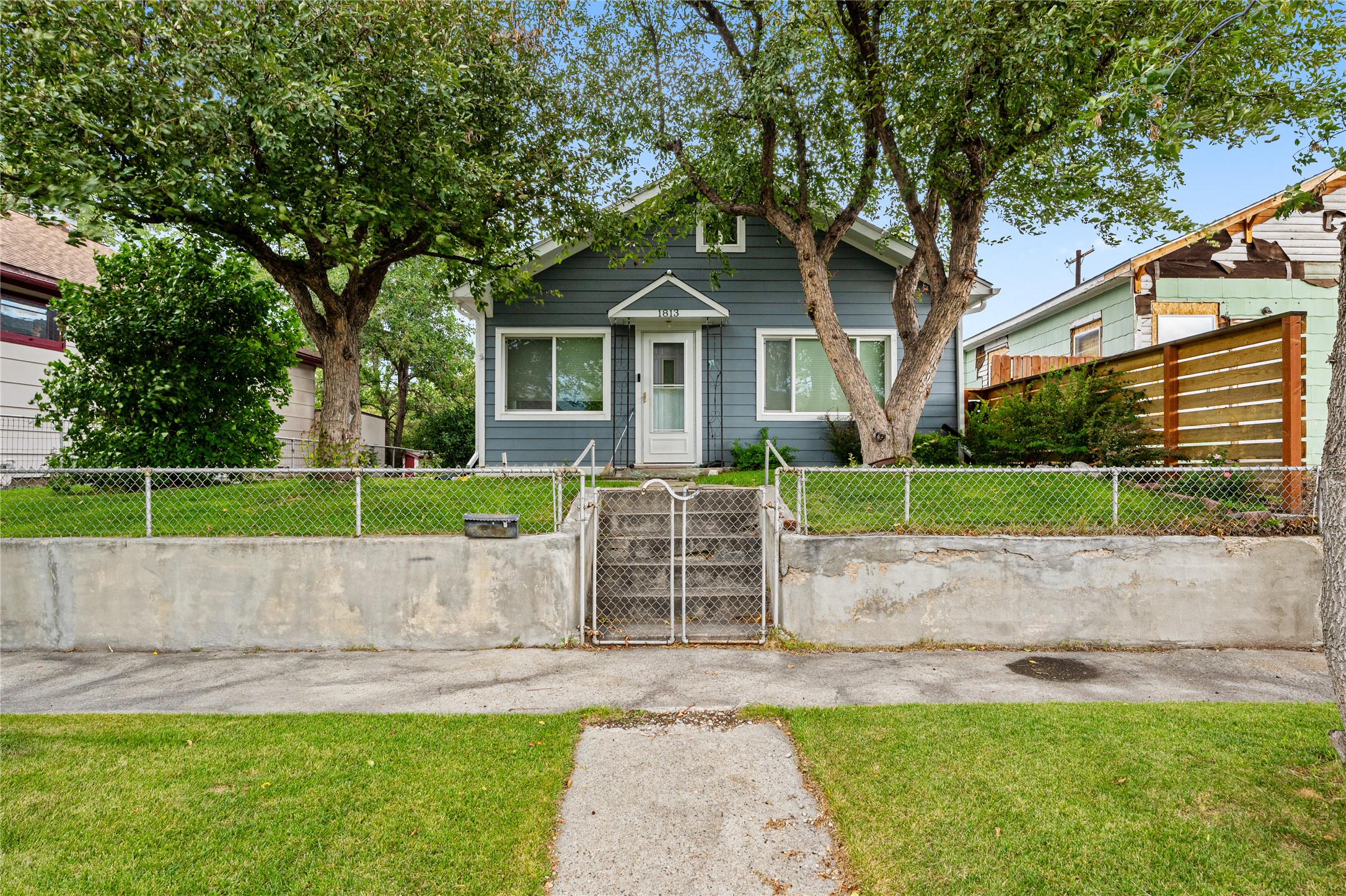 1813 Elm Street Property Photo 1