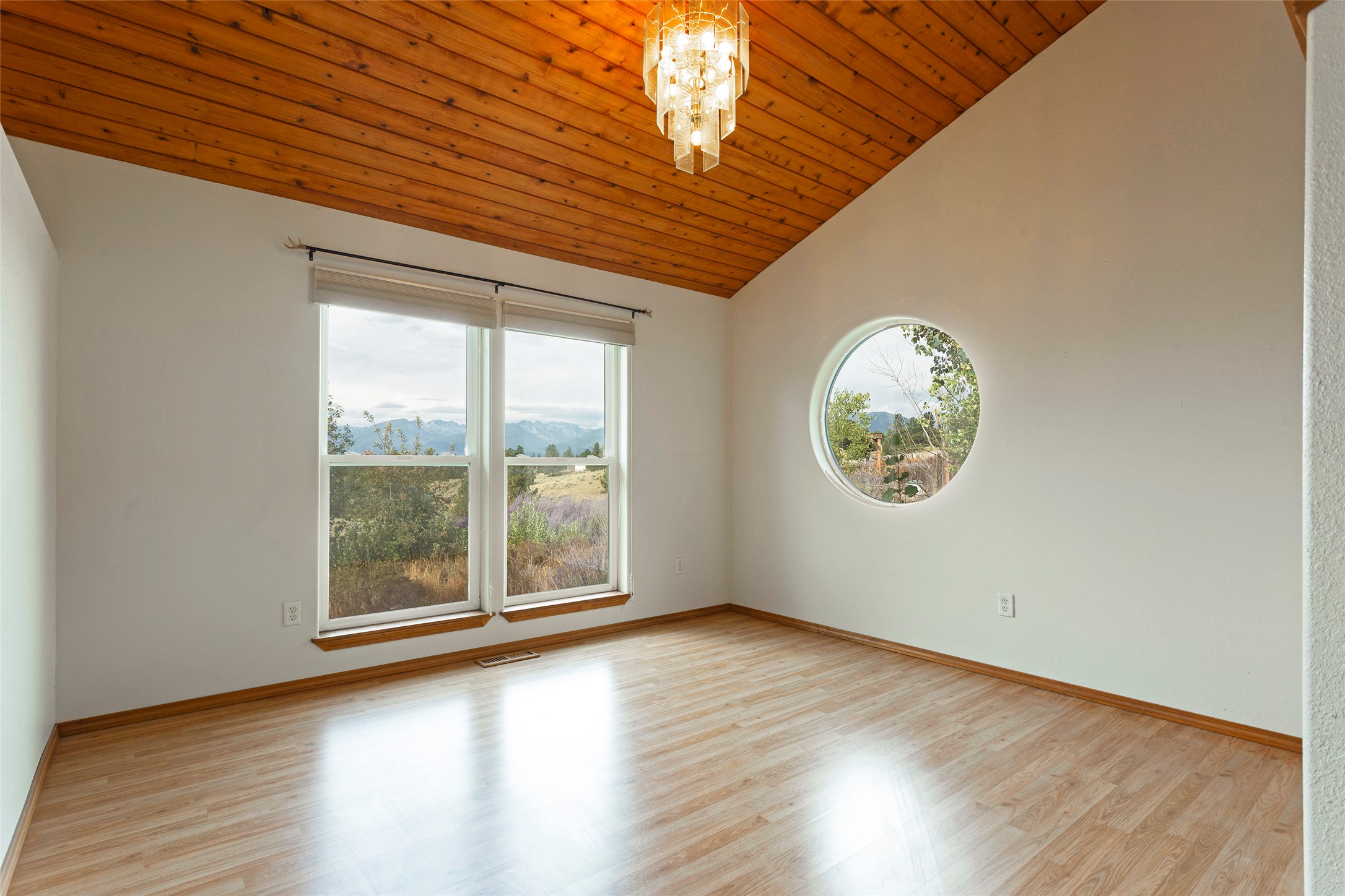669 Groff Lane Property Photo 33