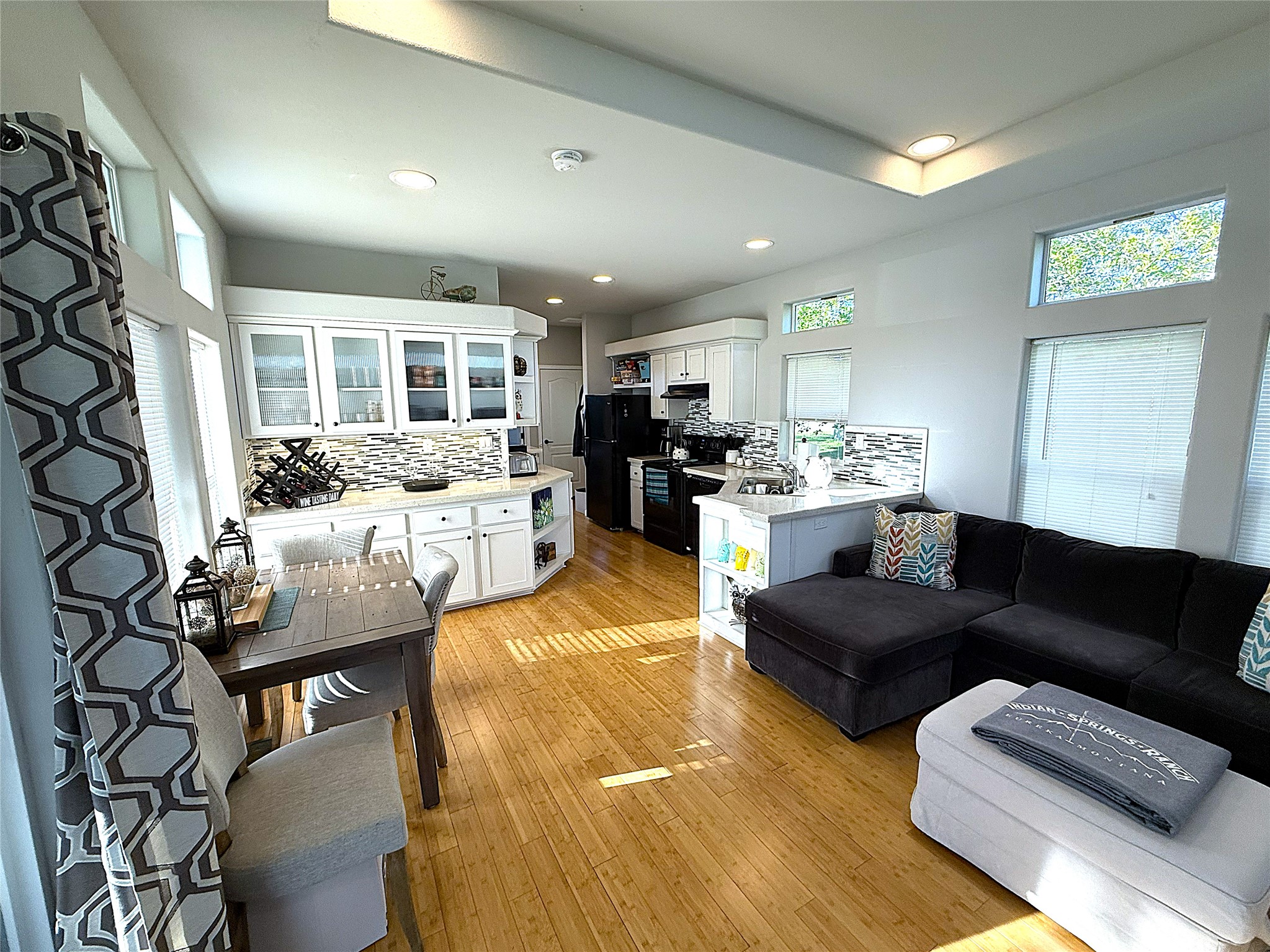167 Kingfisher Loop Property Photo 9