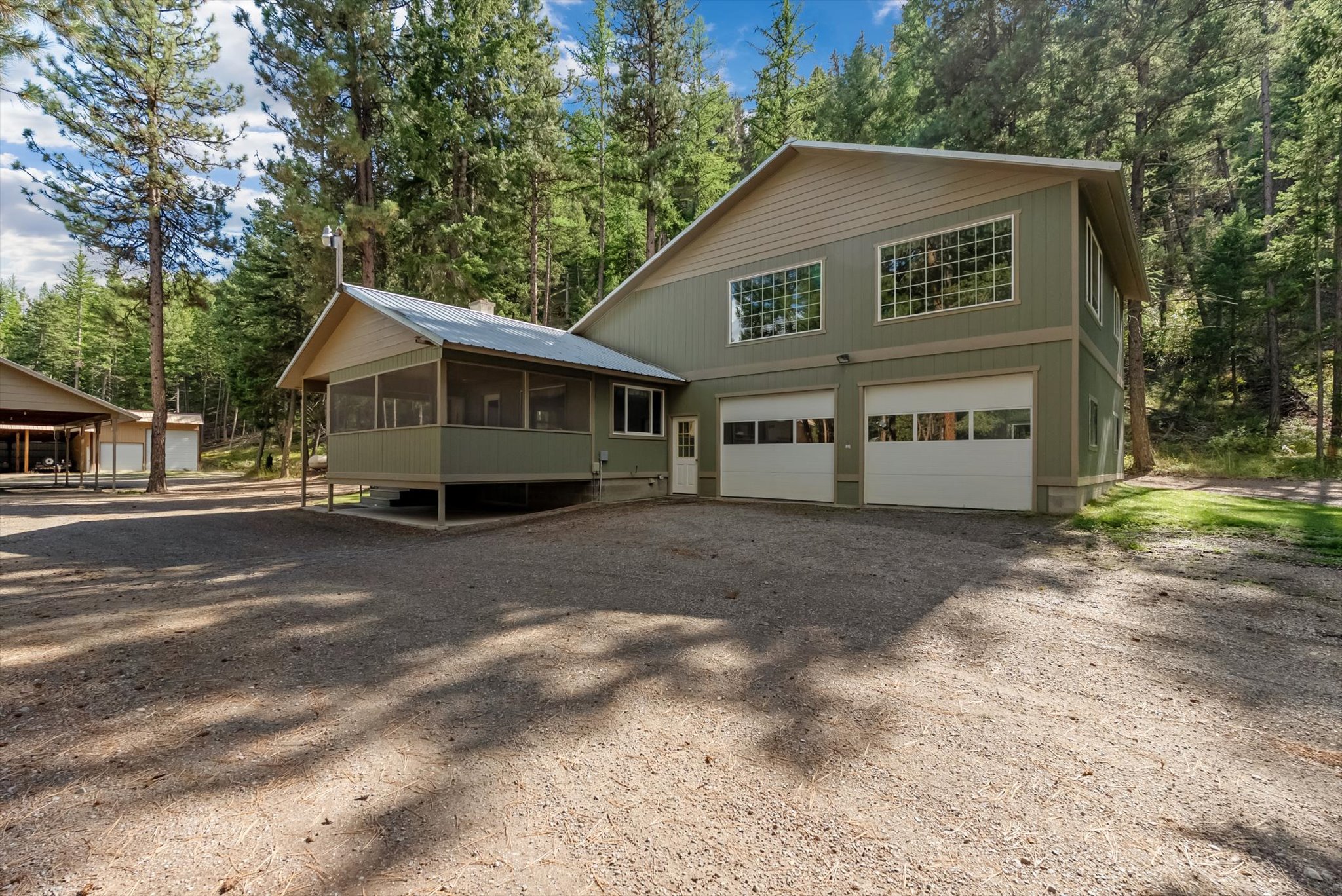 23675 Mt Highway 200 E Property Photo 1