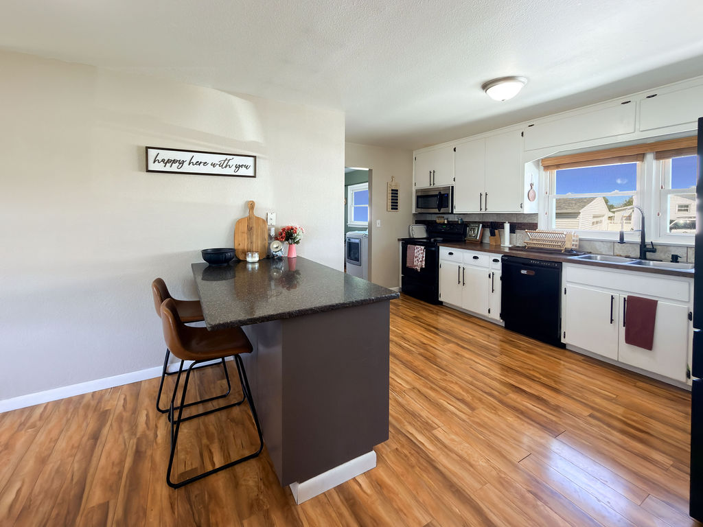 2403 Wyoming Avenue Property Photo 11