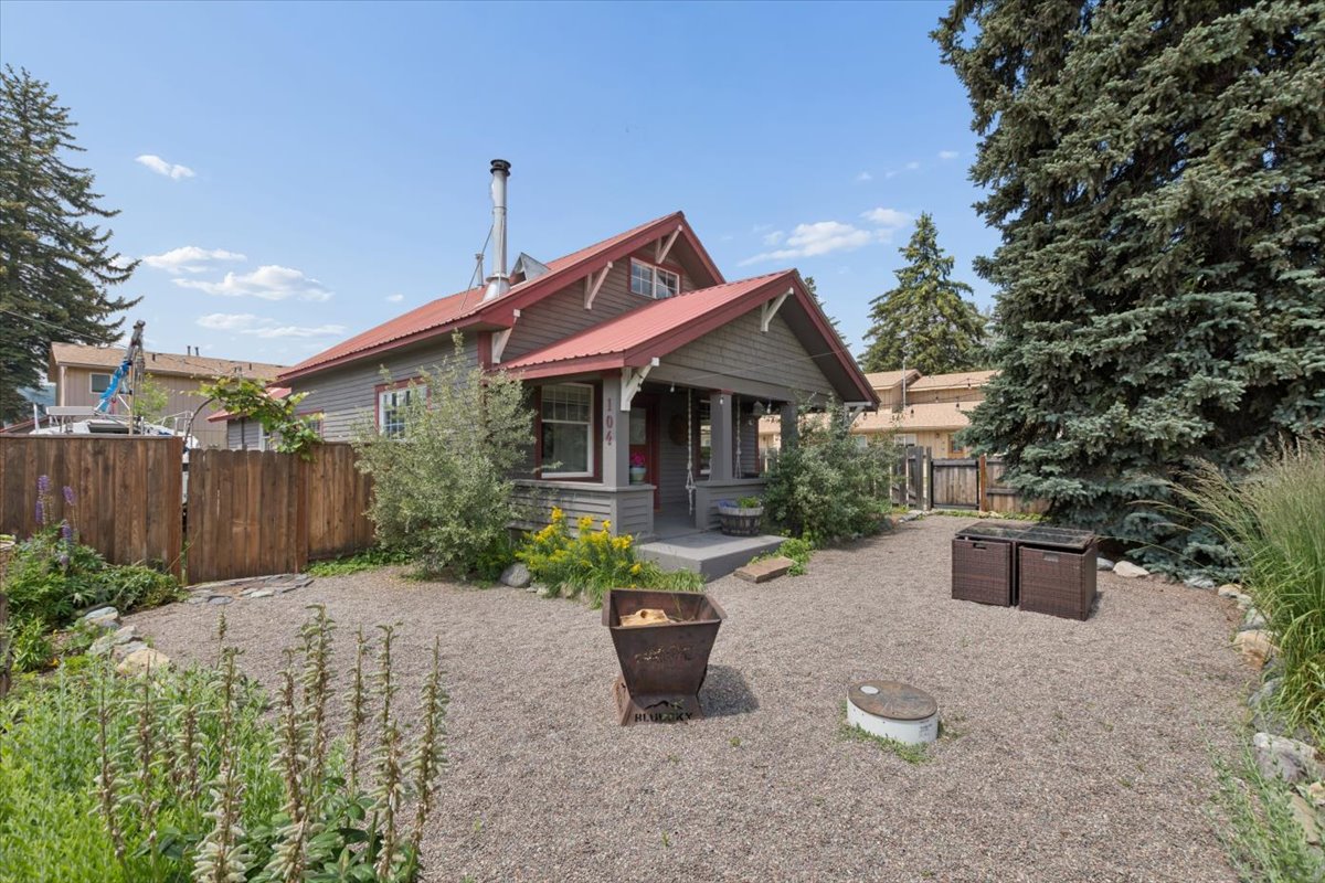 104 Wisconsin Avenue Property Photo 8