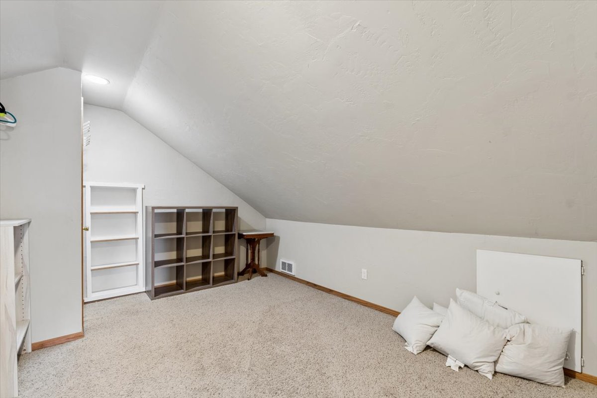 104 Wisconsin Avenue Property Photo 18
