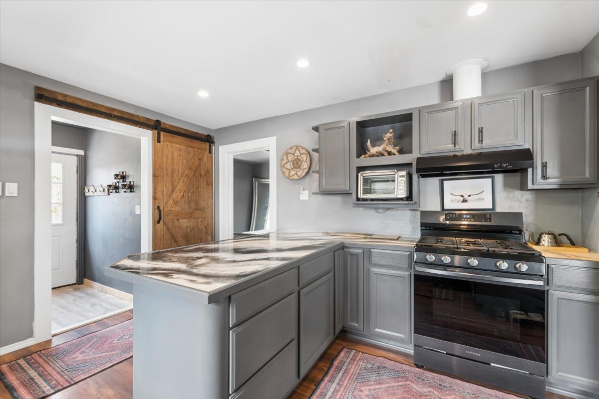 104 Wisconsin Avenue Property Photo 33