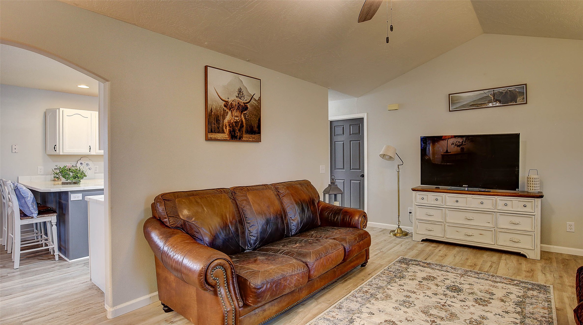 305 Valley View Street Property Photo 22