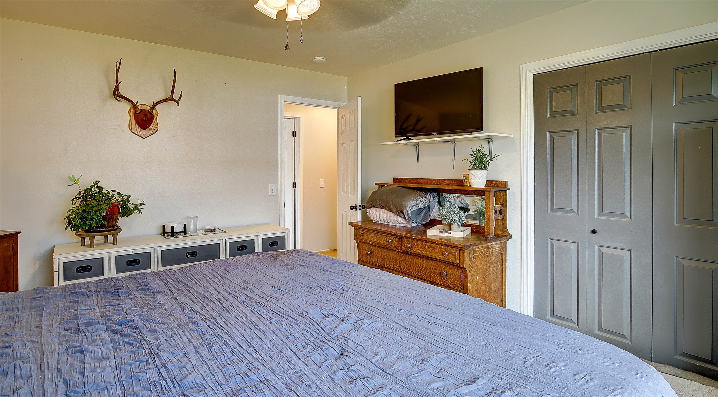 305 Valley View Street Property Photo 36