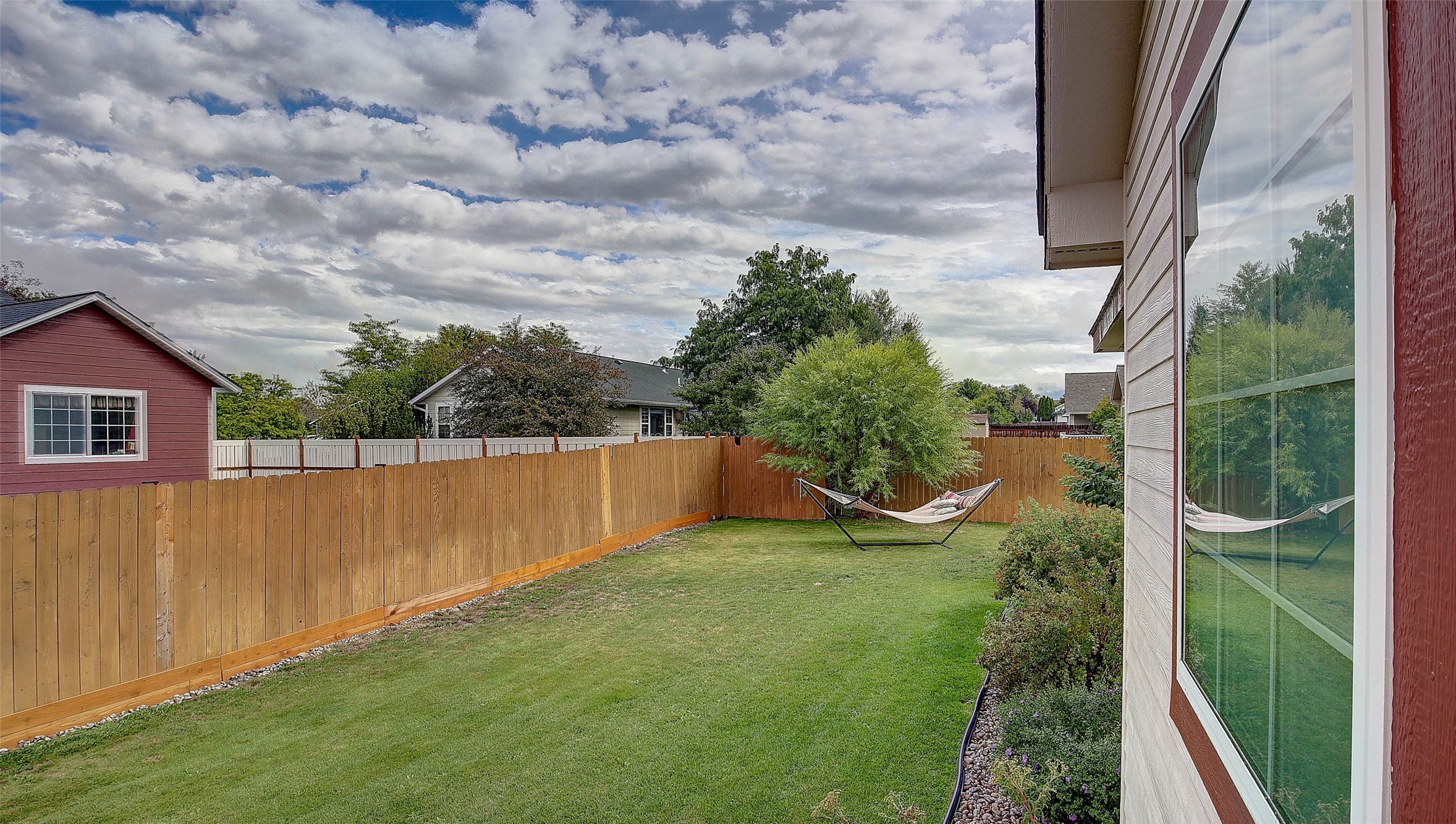 305 Valley View Street Property Photo 43