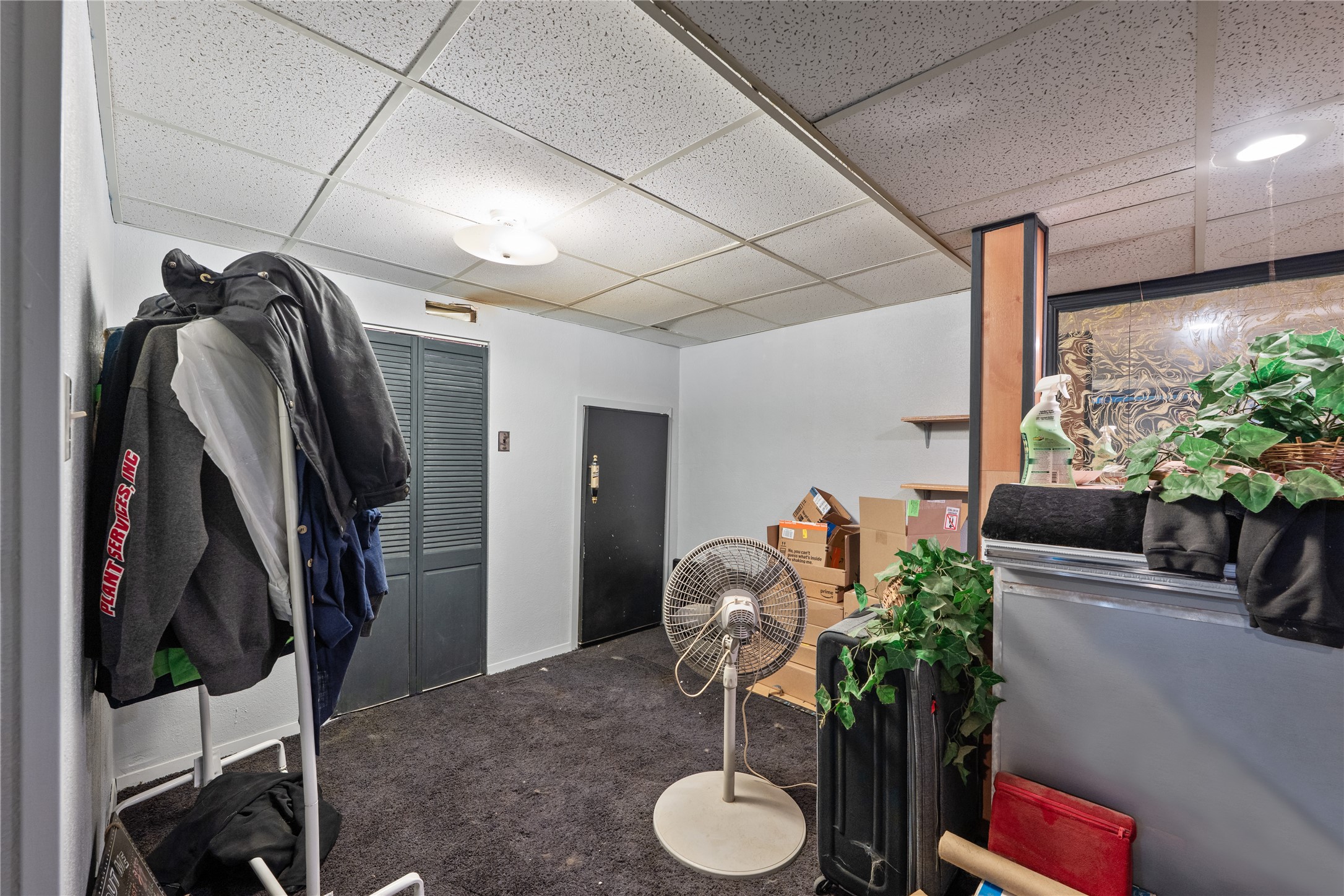 919 E Commercial Avenue Property Photo 19