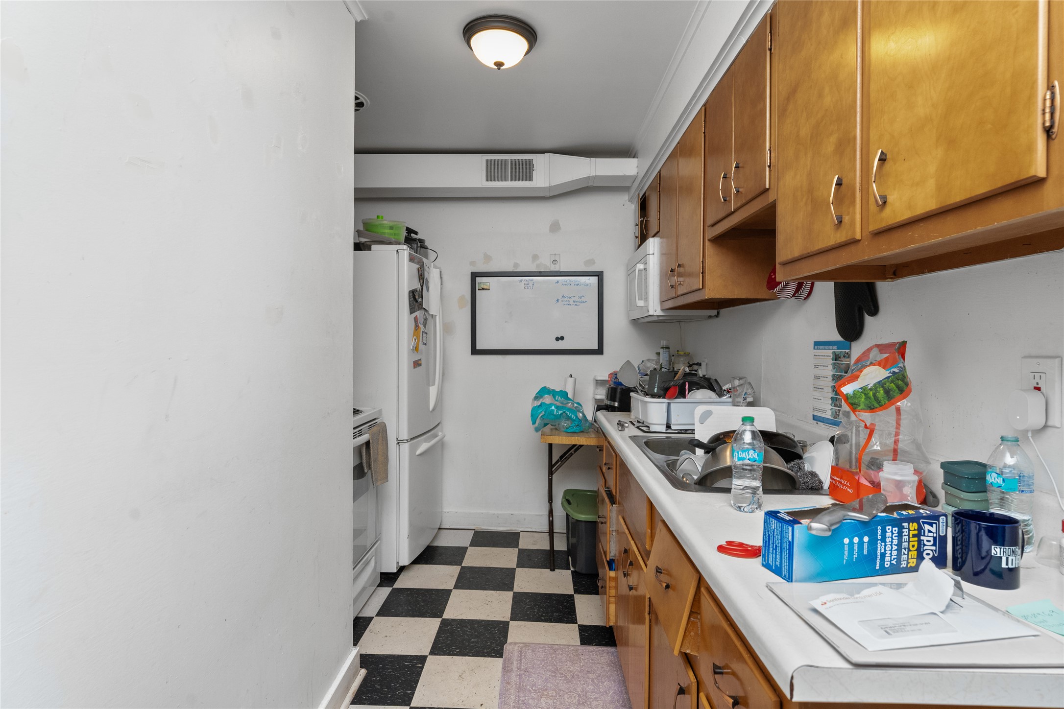 718 13th Street N Property Photo 11