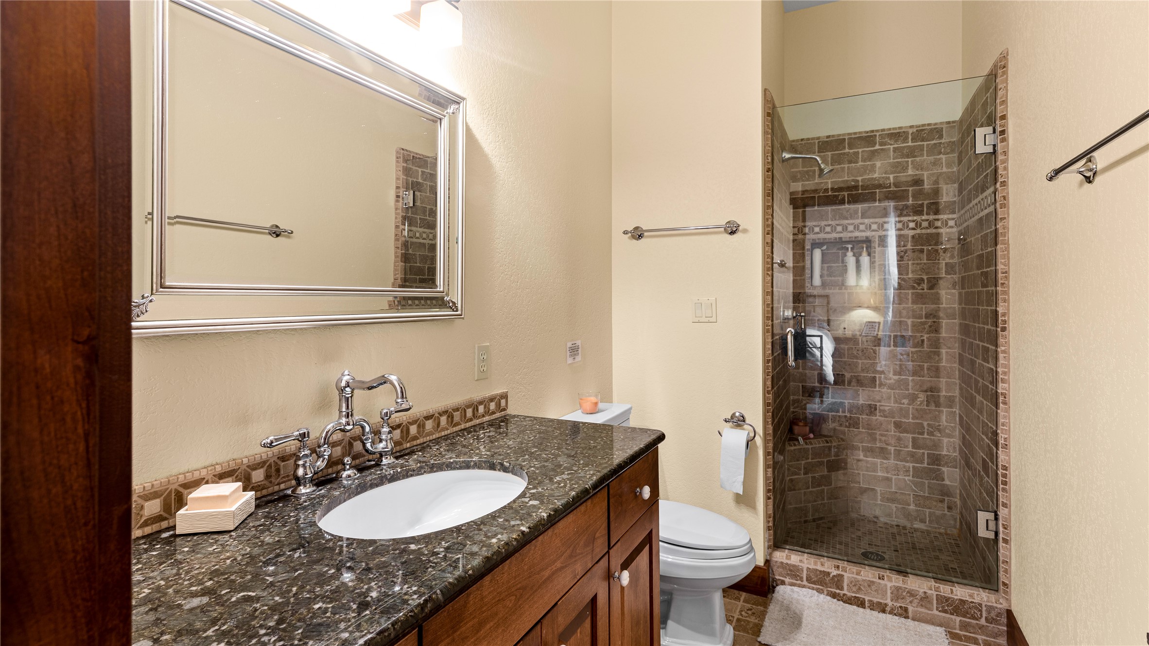 602 6th Street W 304 Property Photo 25