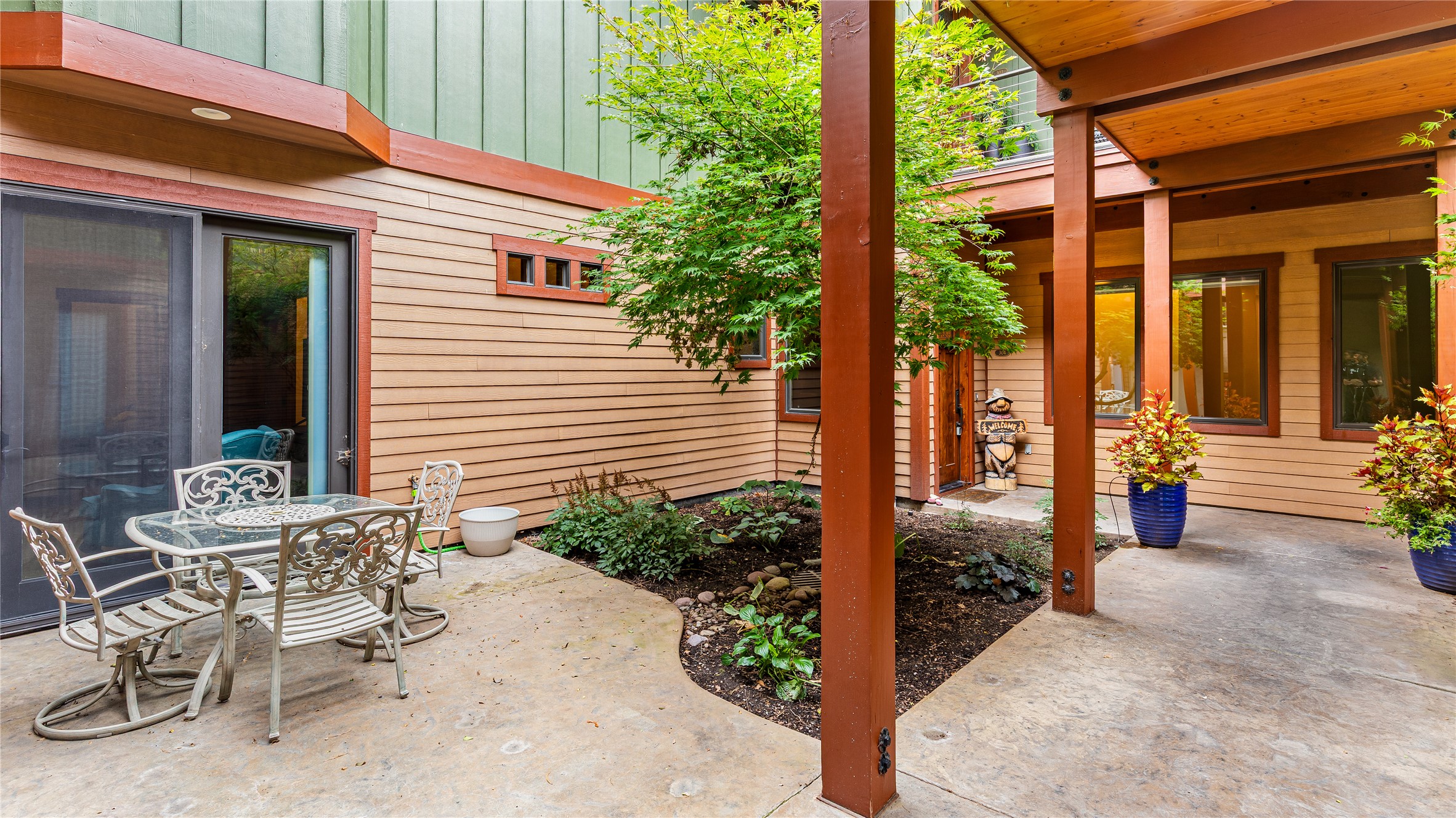 602 6th Street W 304 Property Photo 41