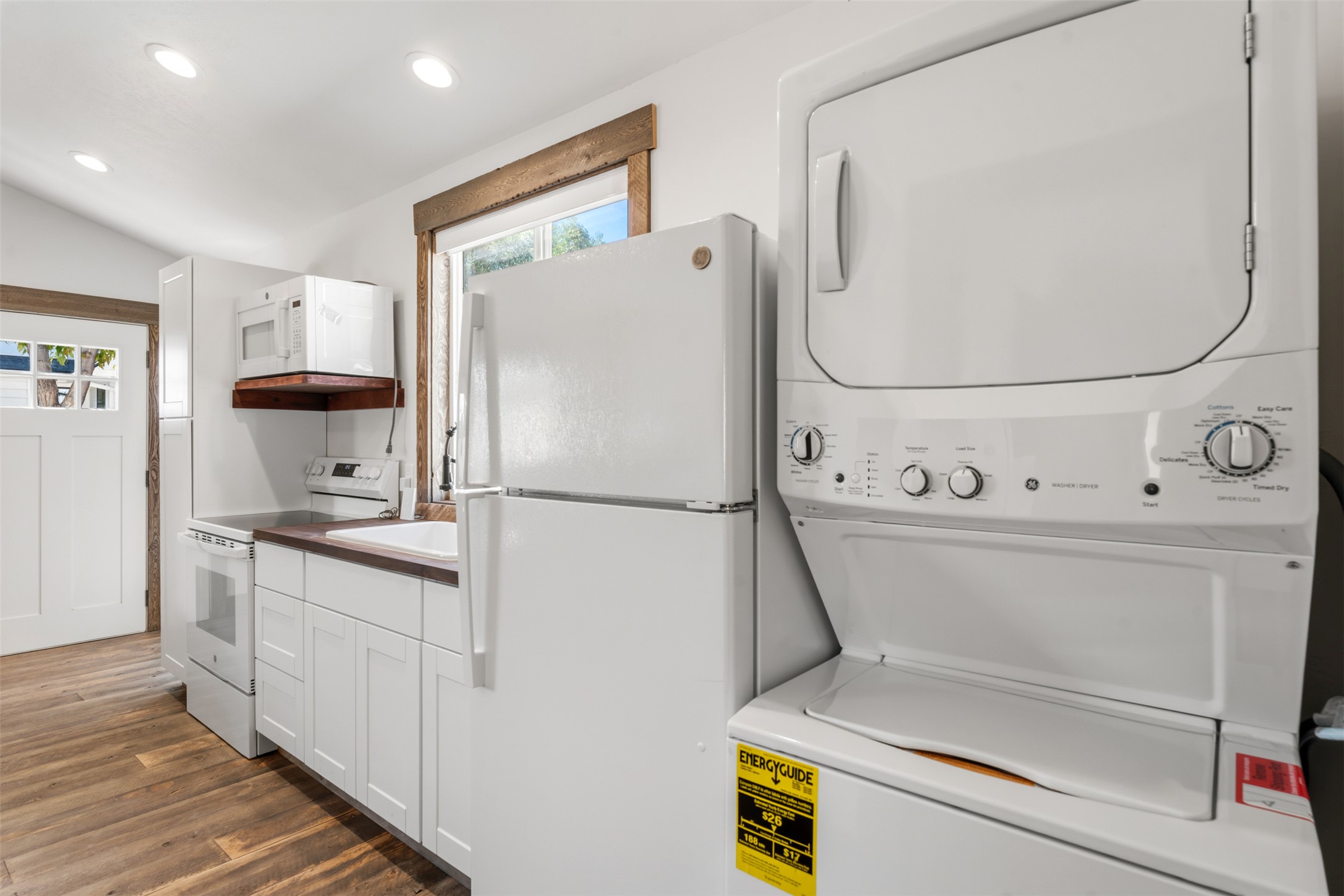 114 E Broad Street Property Photo 27
