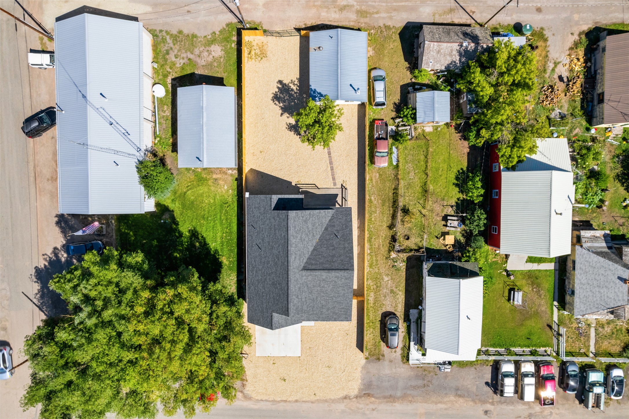 114 E Broad Street Property Photo 34