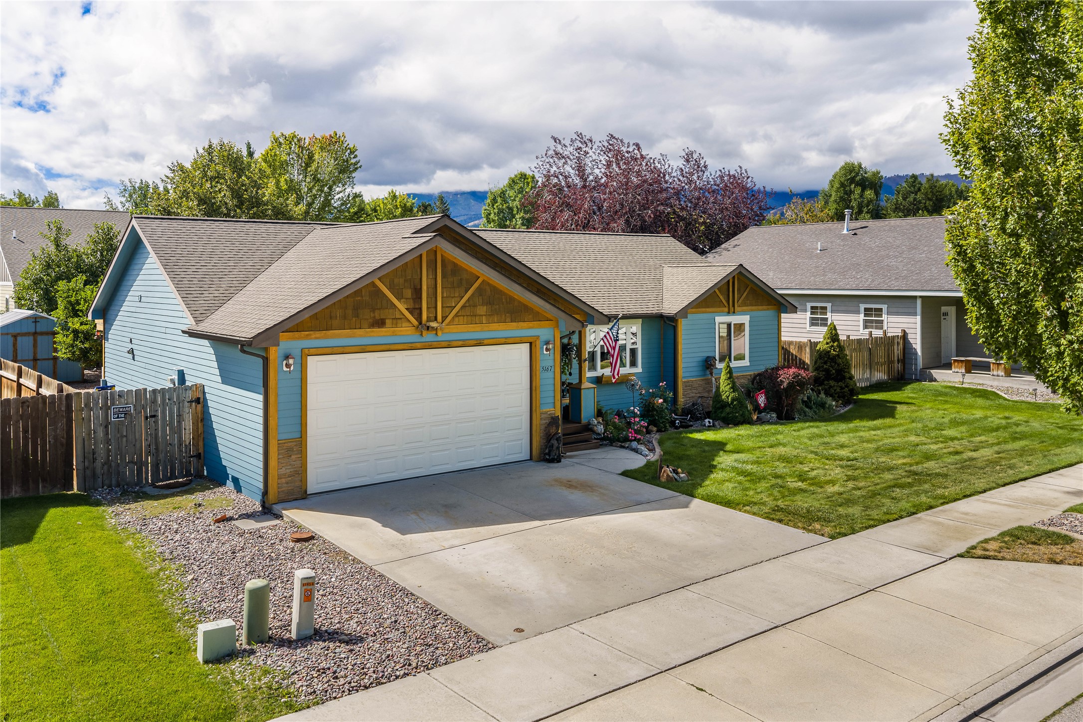5167 Pertile Lane Property Photo