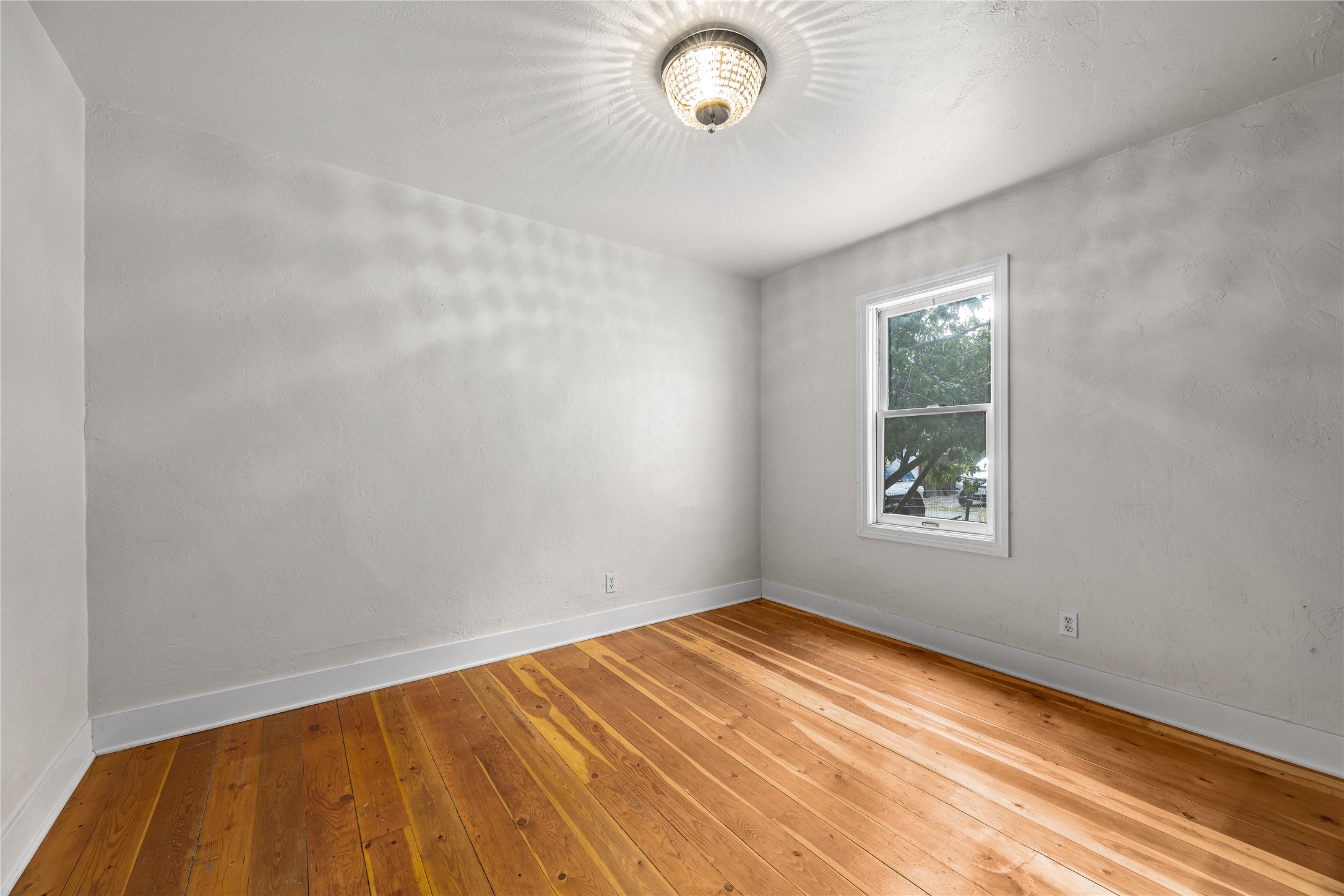 523 Toole Avenue Property Photo 12