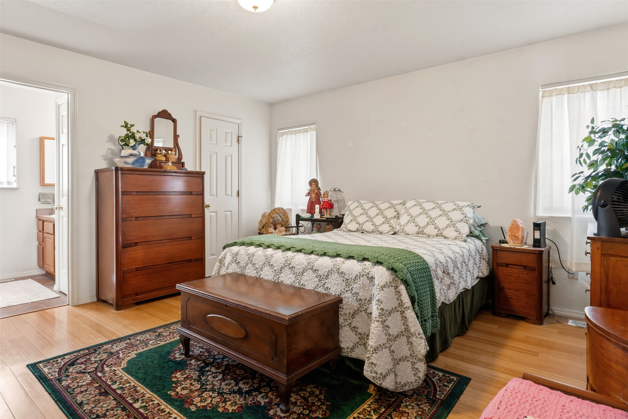 2781 Fleet Street Property Photo 17