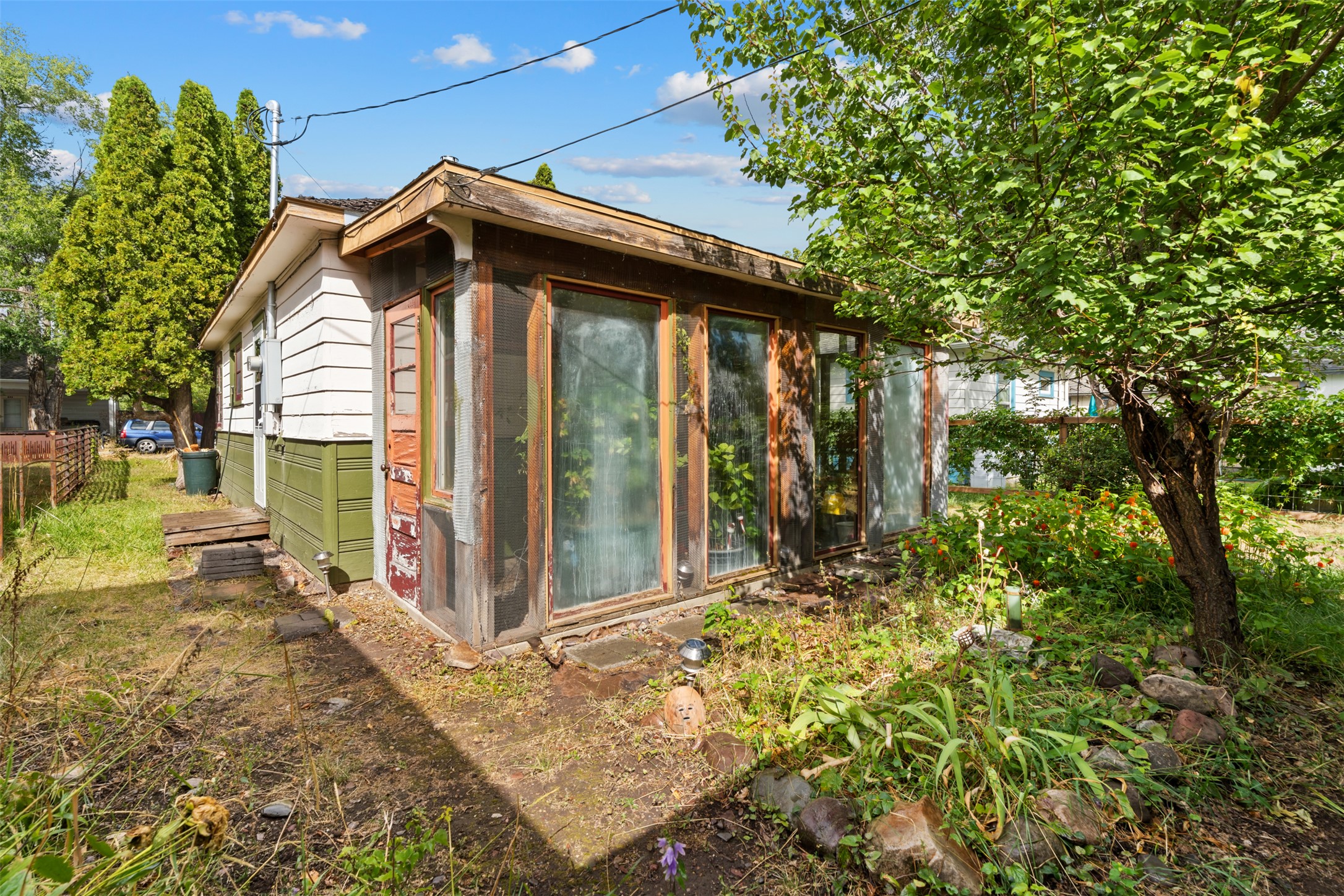 841 S 6th Street W Property Photo 16