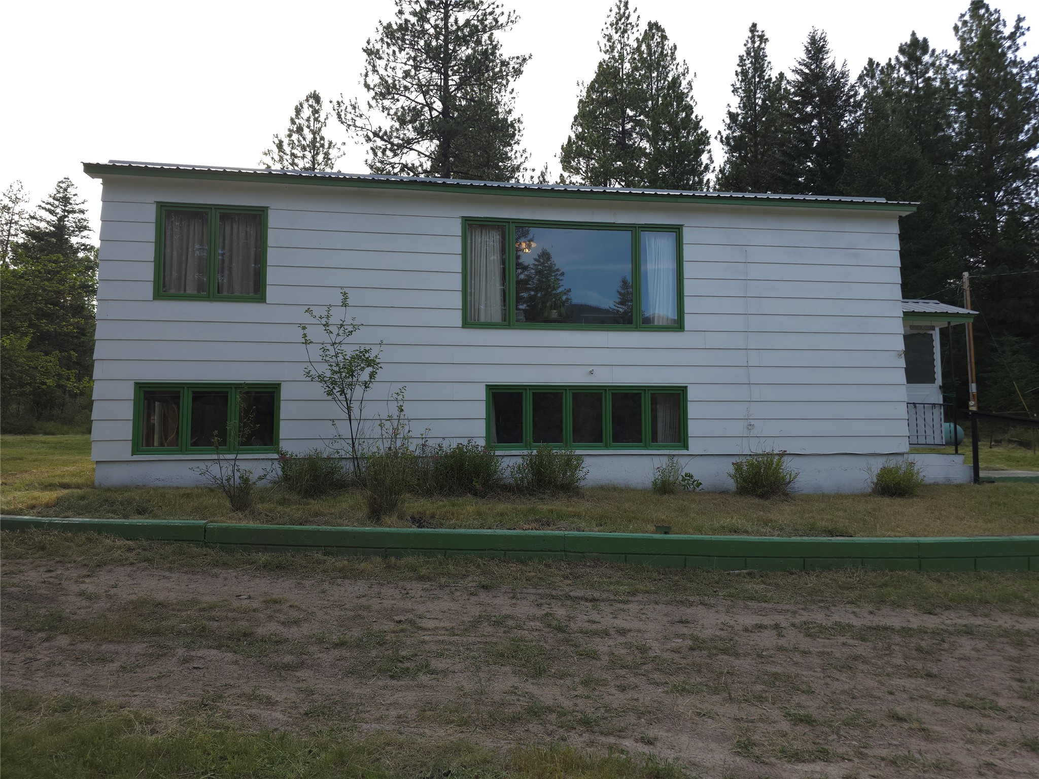 17505 Us Hwy 93 N Property Photo 1