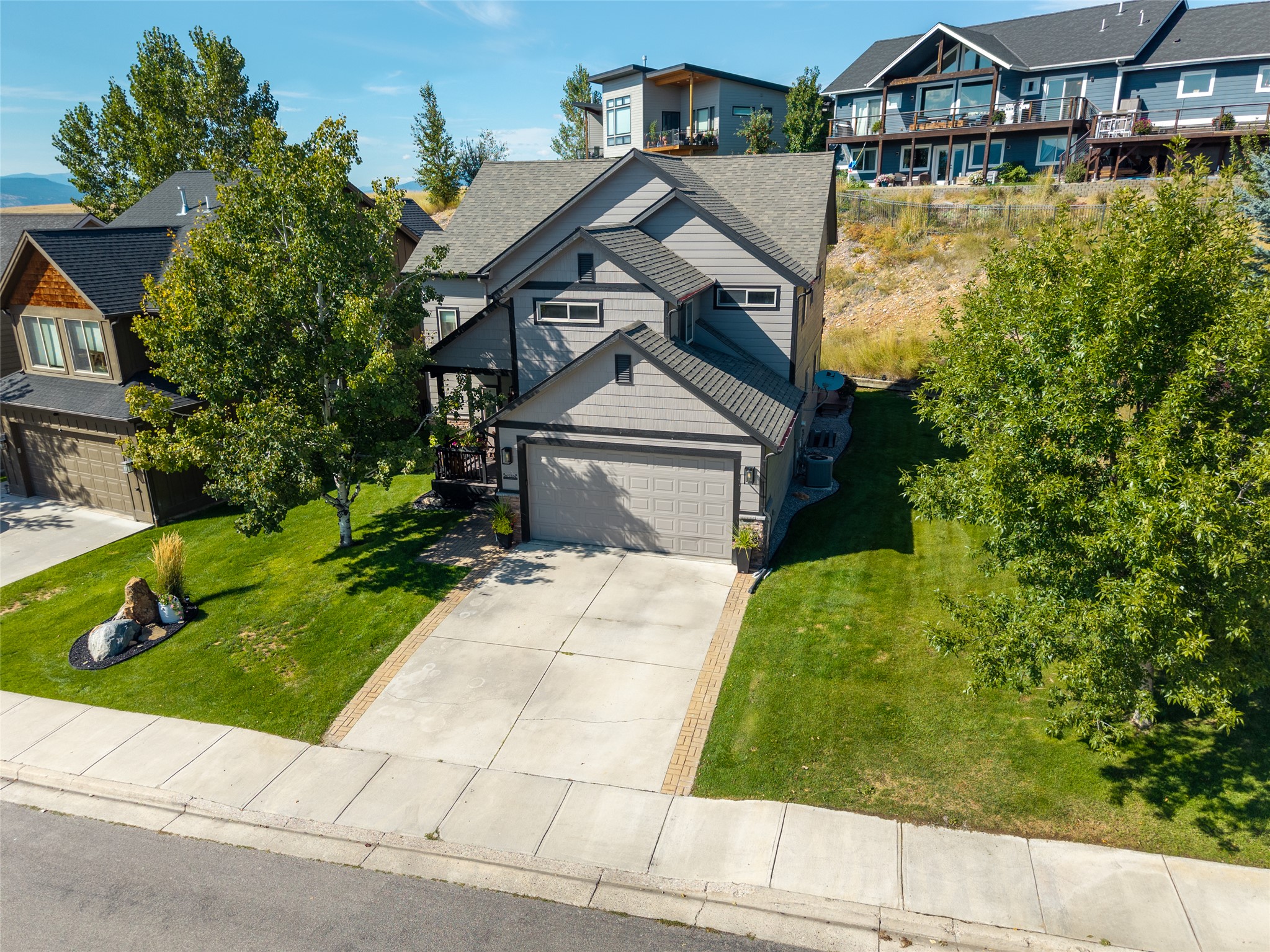 6526 Macarthur Drive Property Photo 1