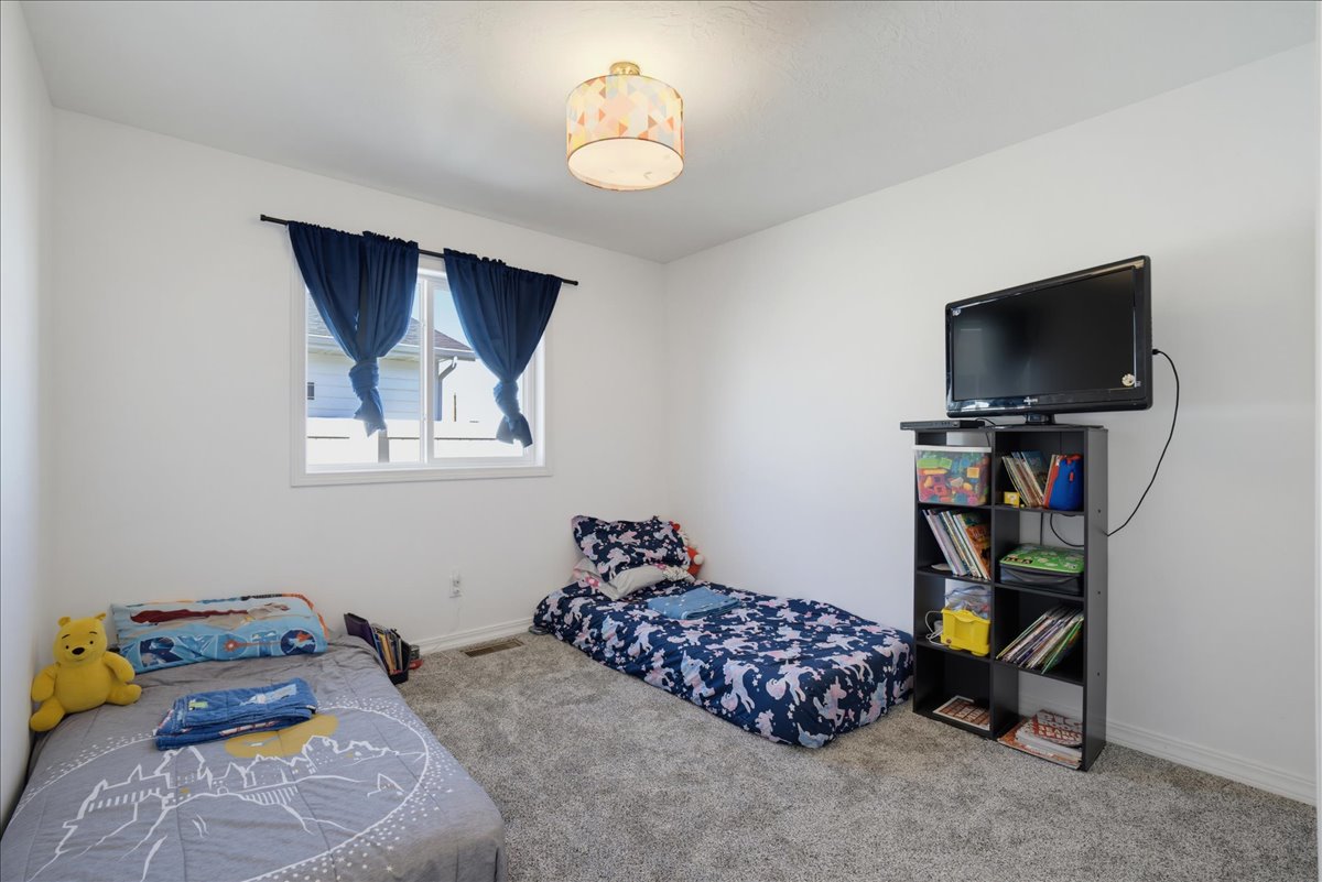 2017 22nd Avenue S Property Photo 11