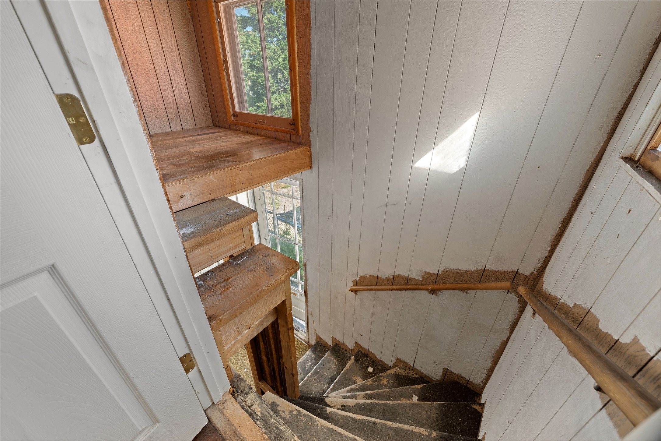 318 W 8th Street Property Photo 18