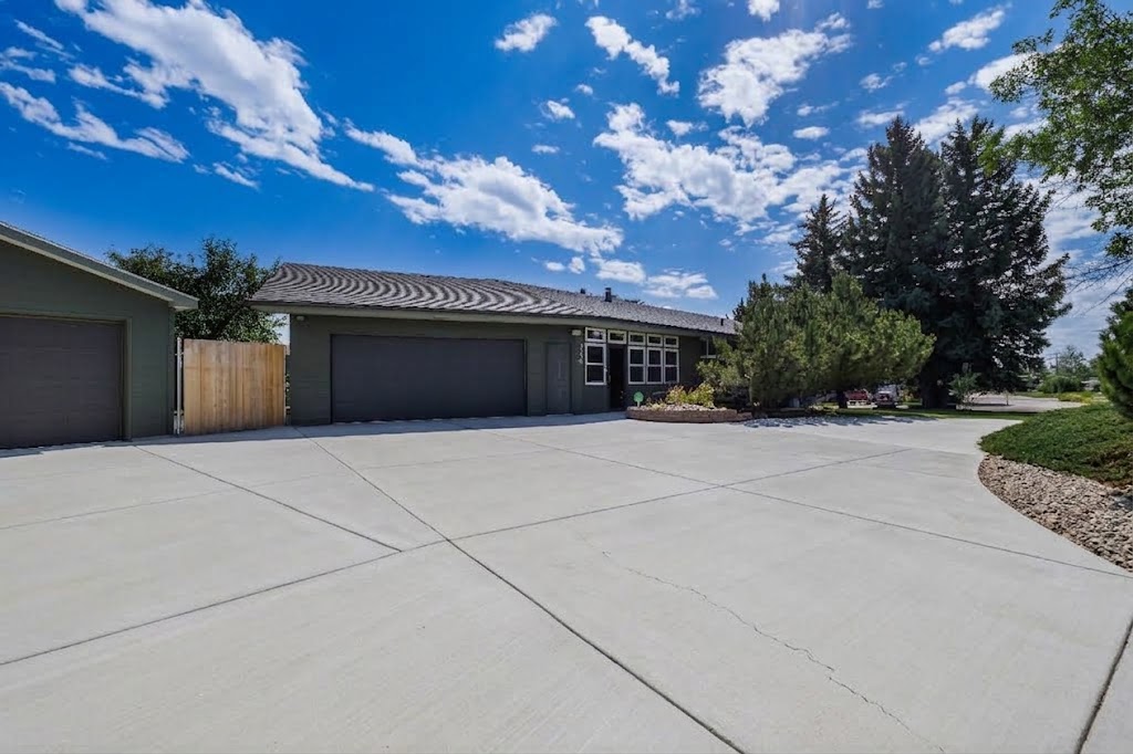 1115 34th Street S Property Photo 2