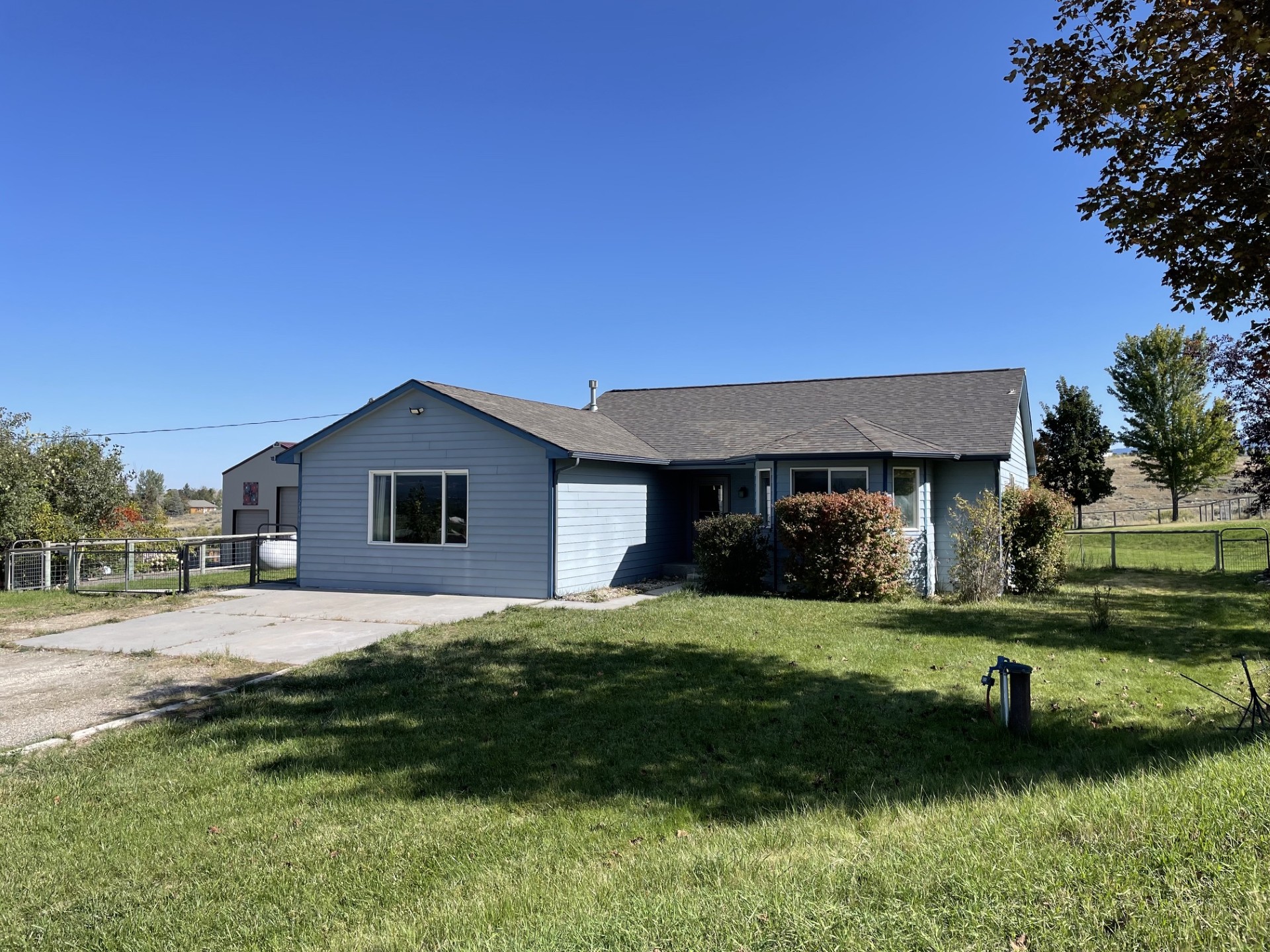2344 Old West Trail