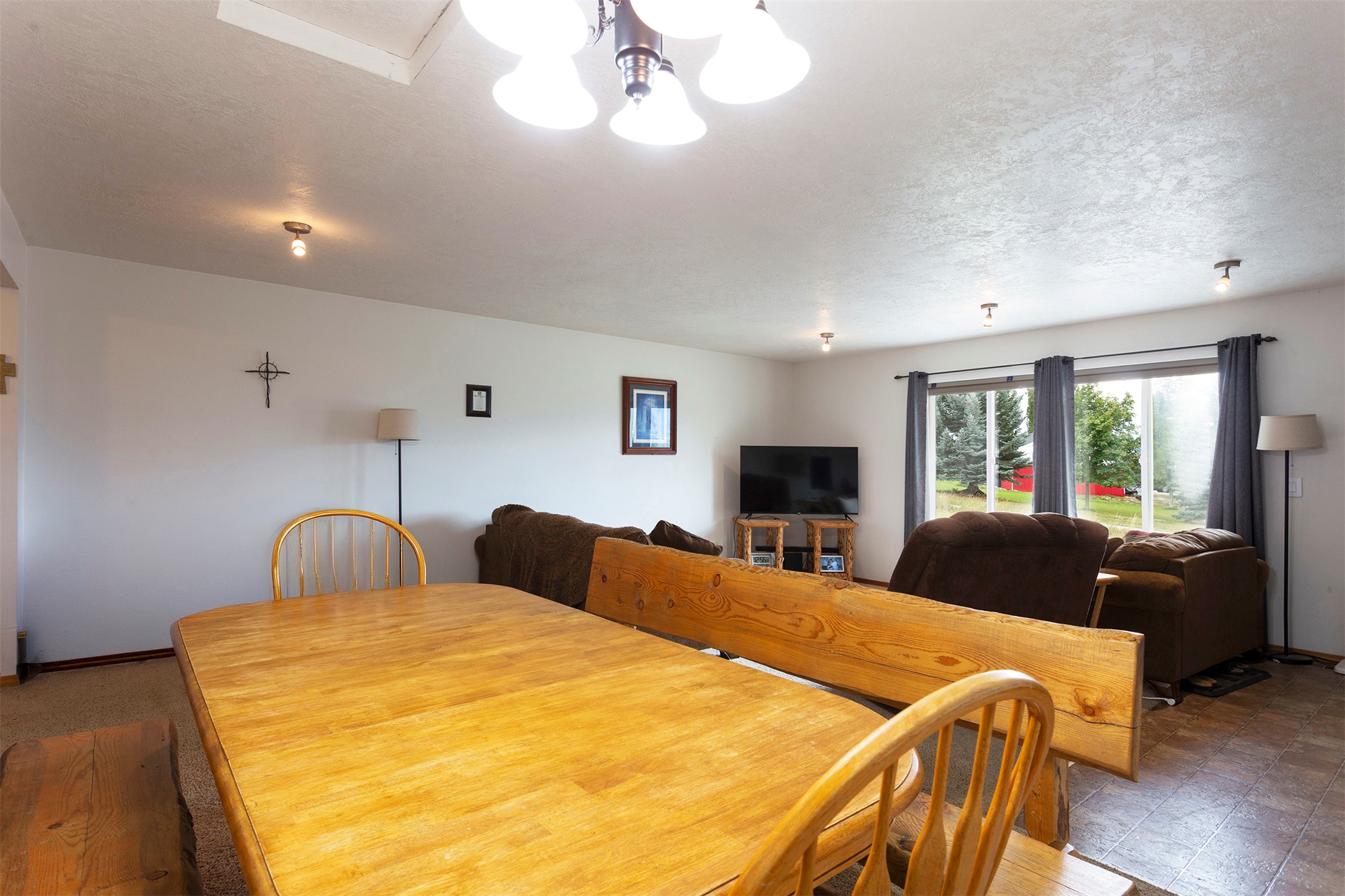 2344 Old West Trail Property Photo 8