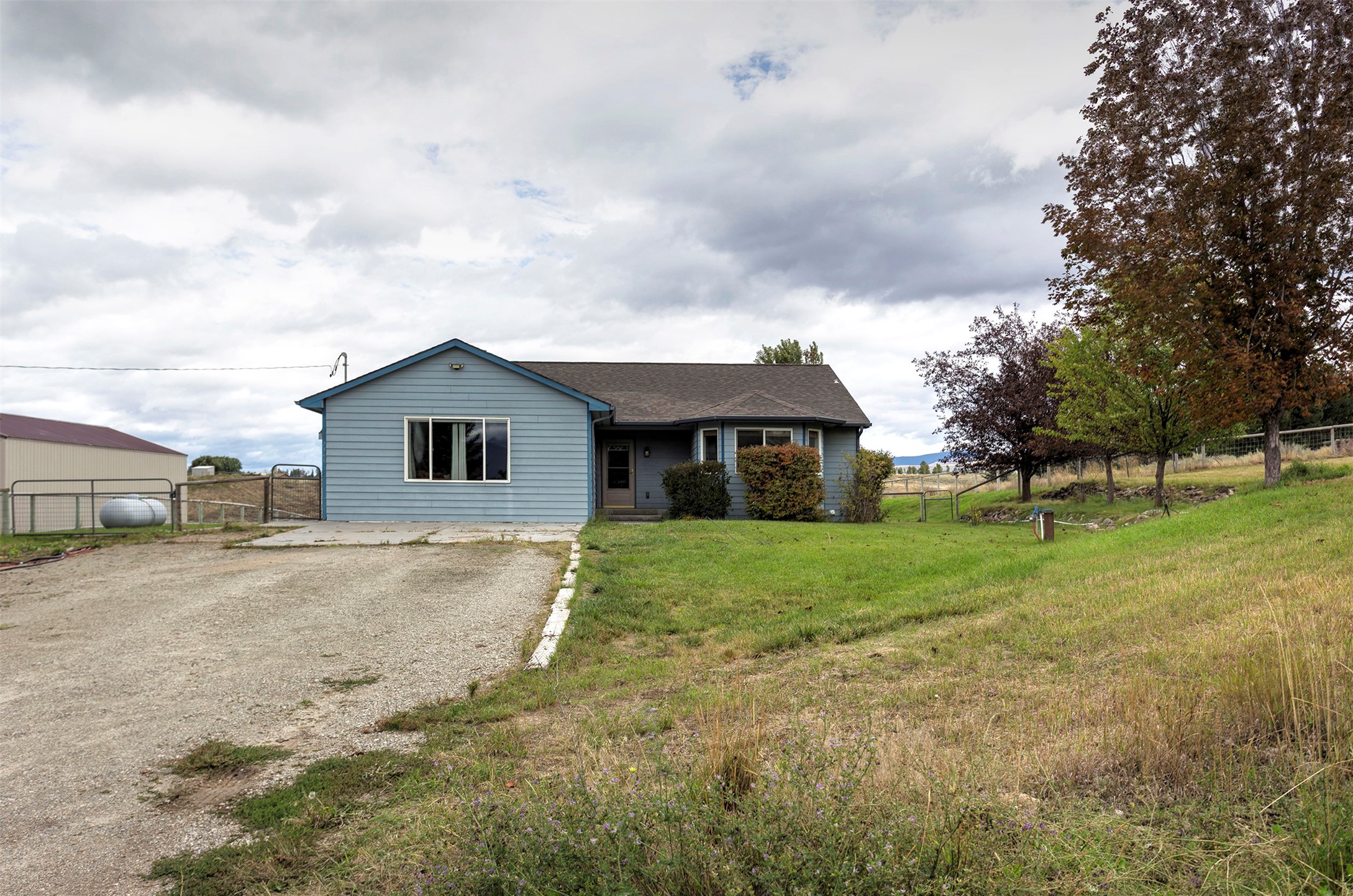 2344 Old West Trail Property Photo 35