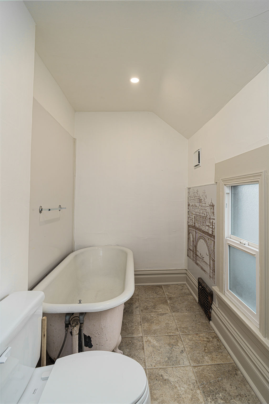 604 3rd Avenue E Property Photo 33