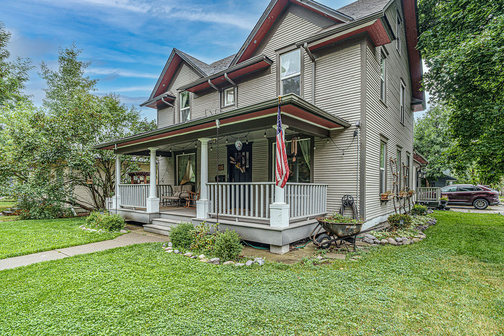 604 3rd Avenue E Property Photo 50