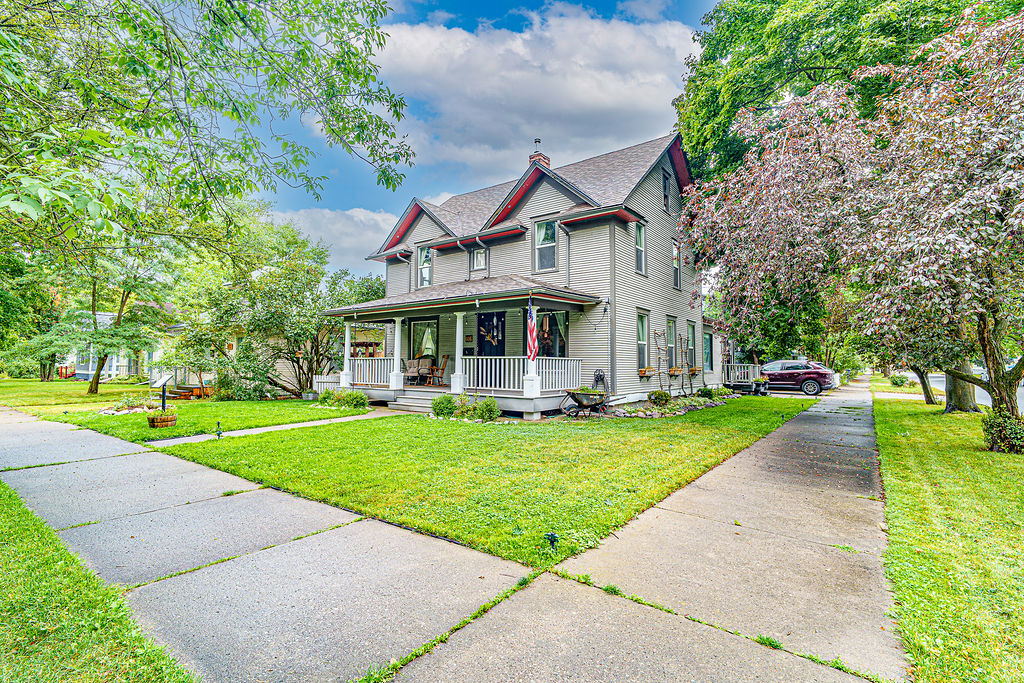 604 3rd Avenue E Property Photo 51