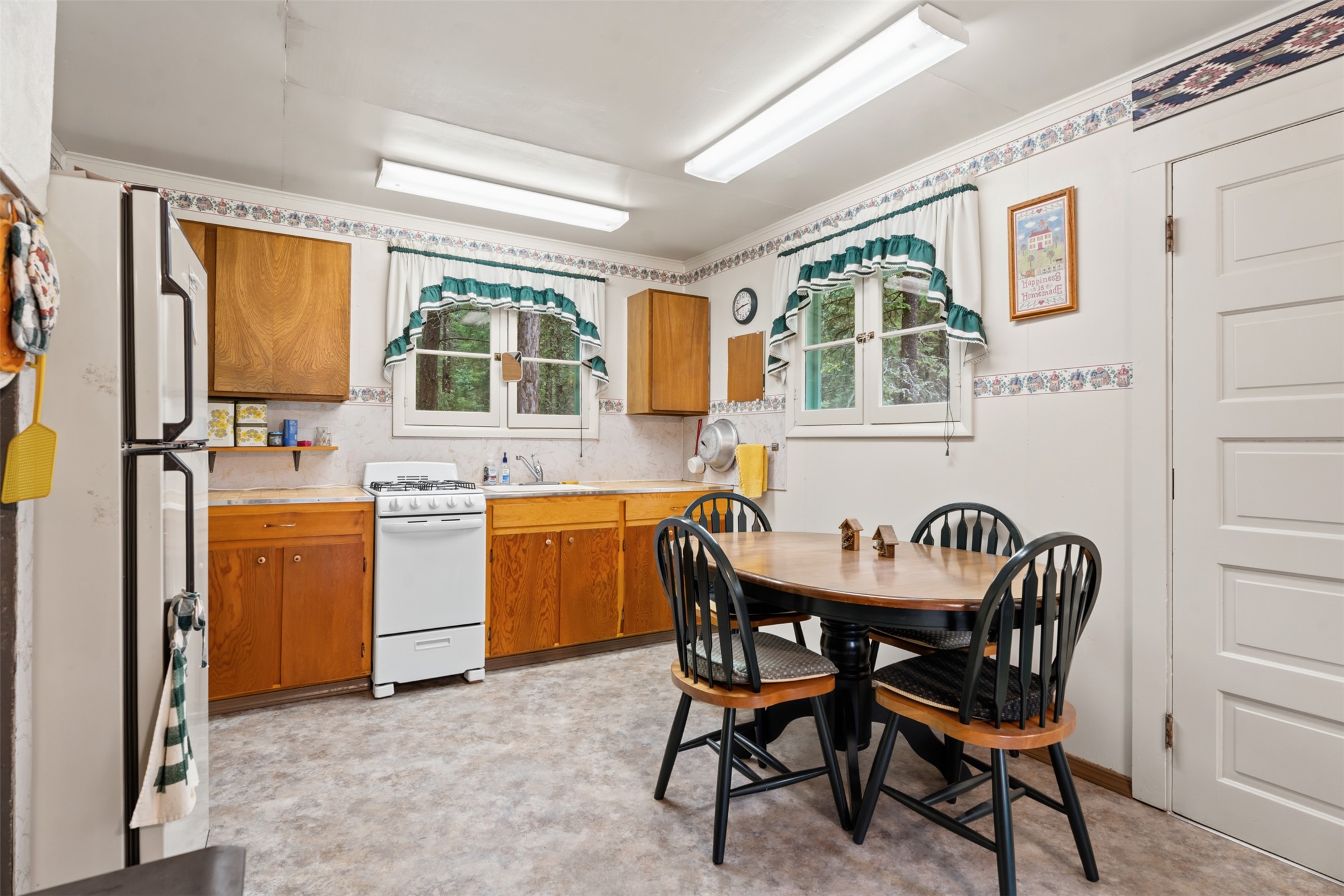 26222 Butler Creek Road Property Photo 10