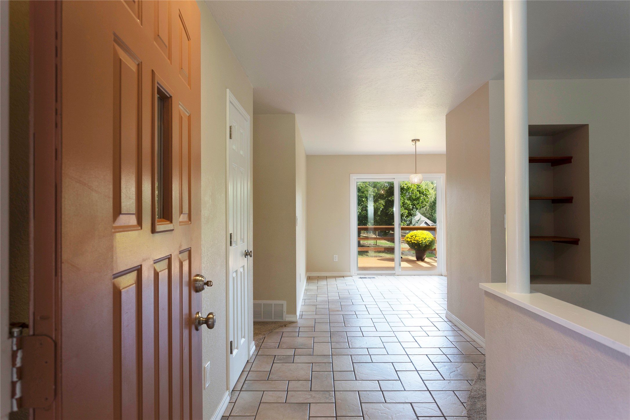 5512 Bonanza Place Property Photo 4