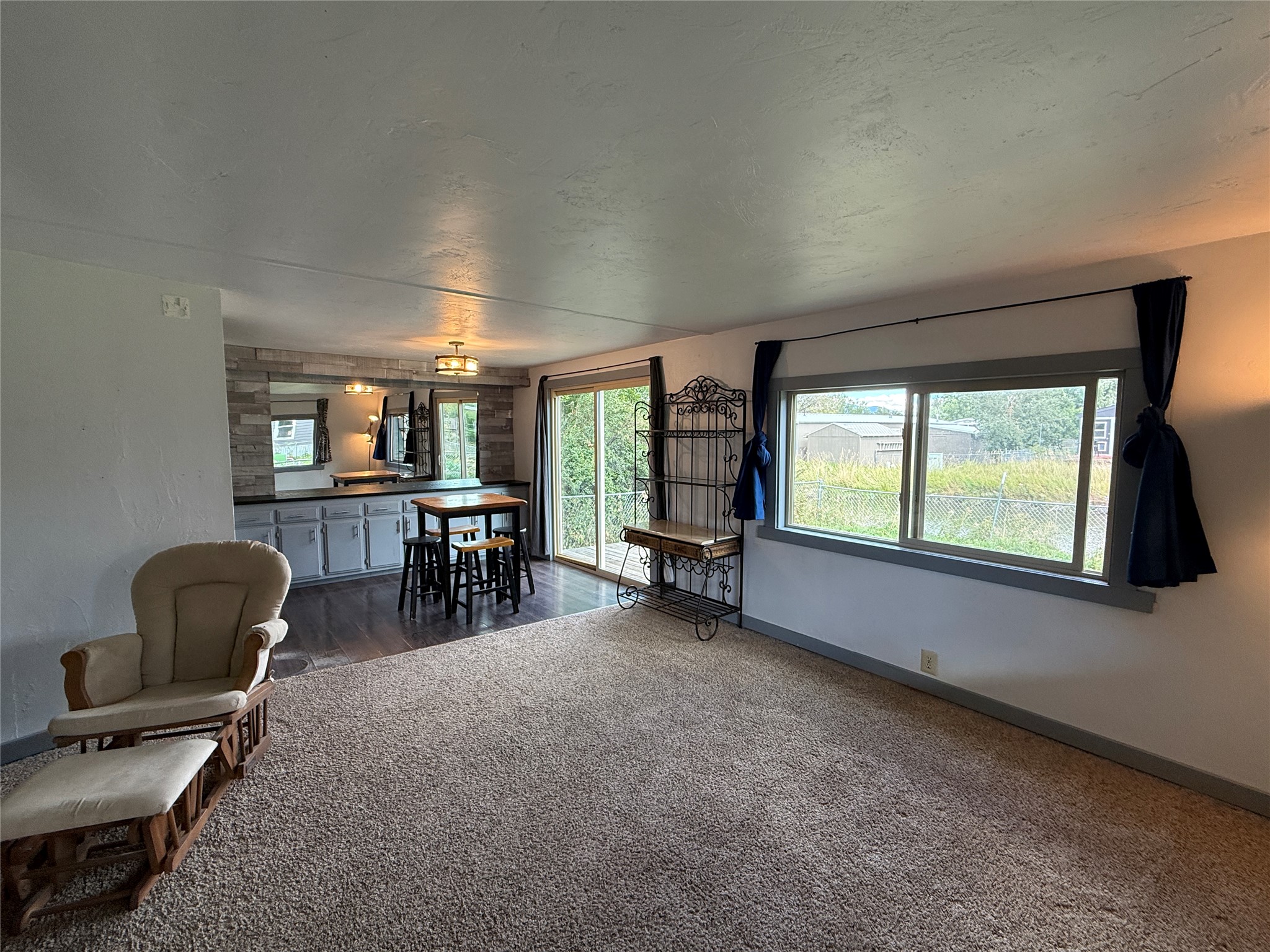 87 Bedivere Boulevard Property Photo 7