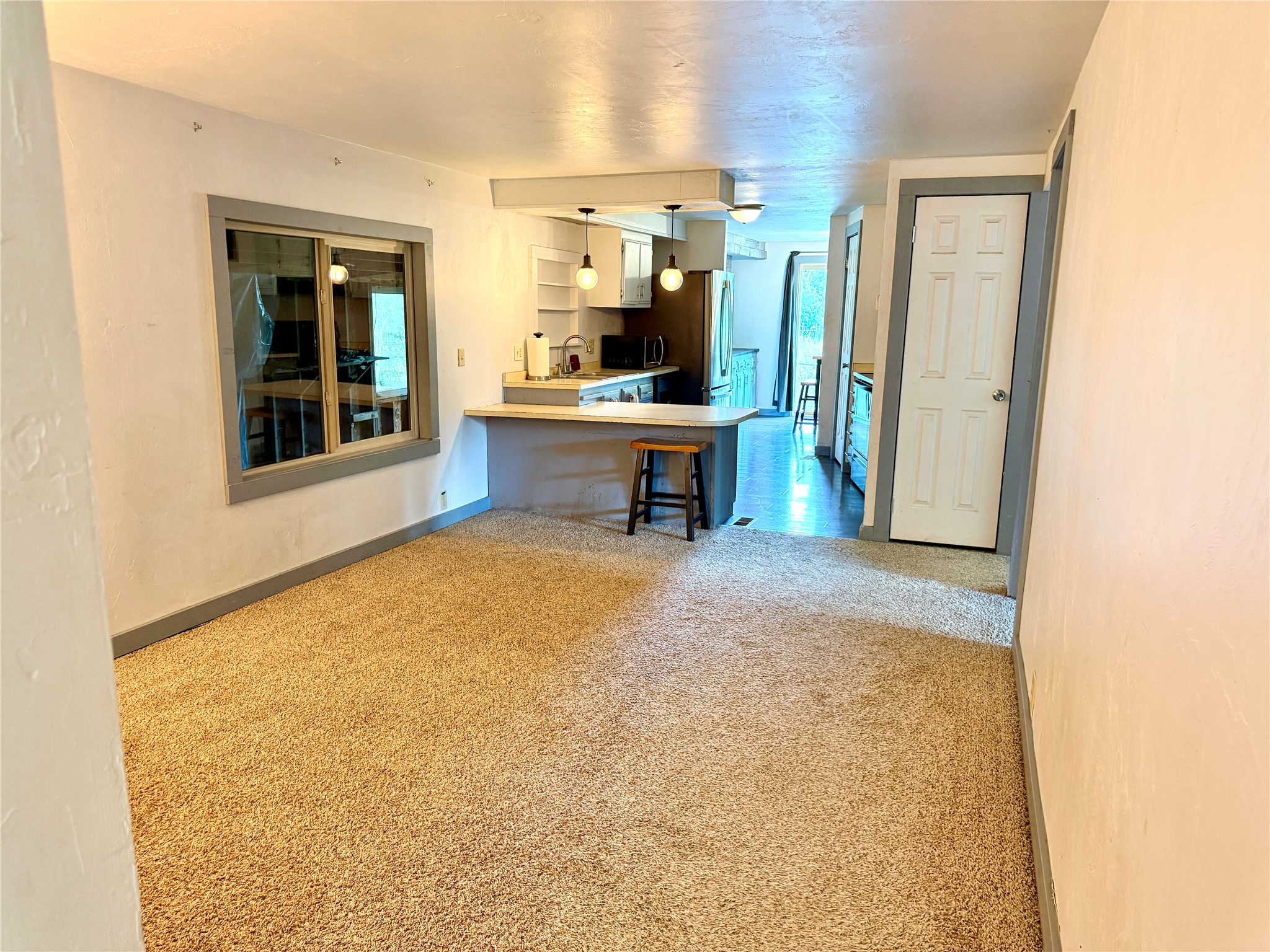 87 Bedivere Boulevard Property Photo 10