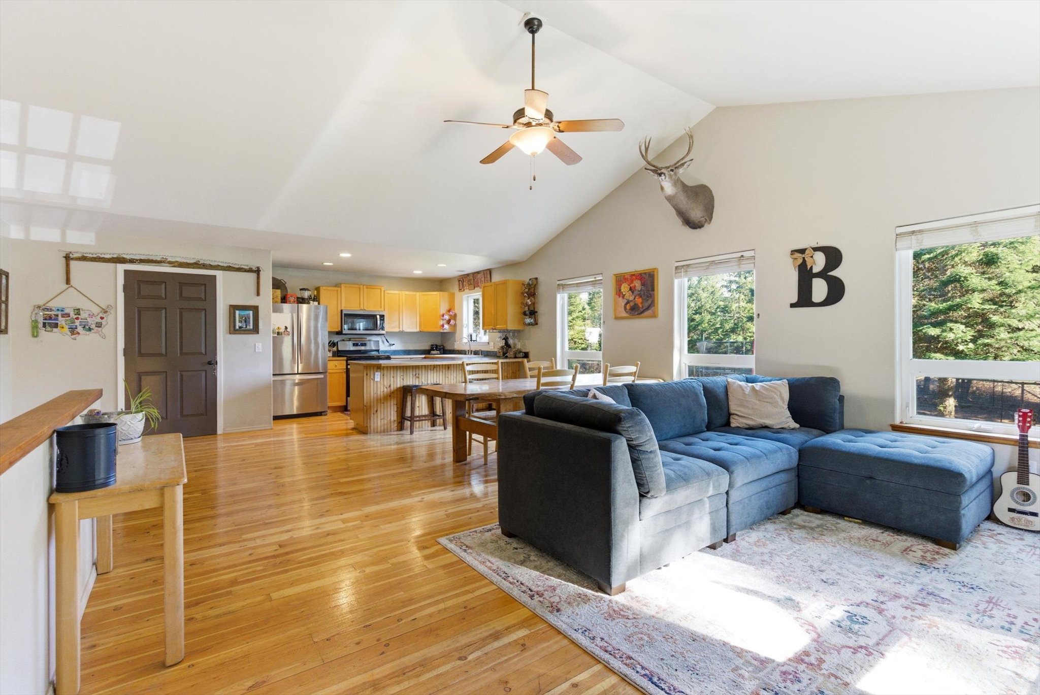 161 Deerfoot Trail Property Photo 3