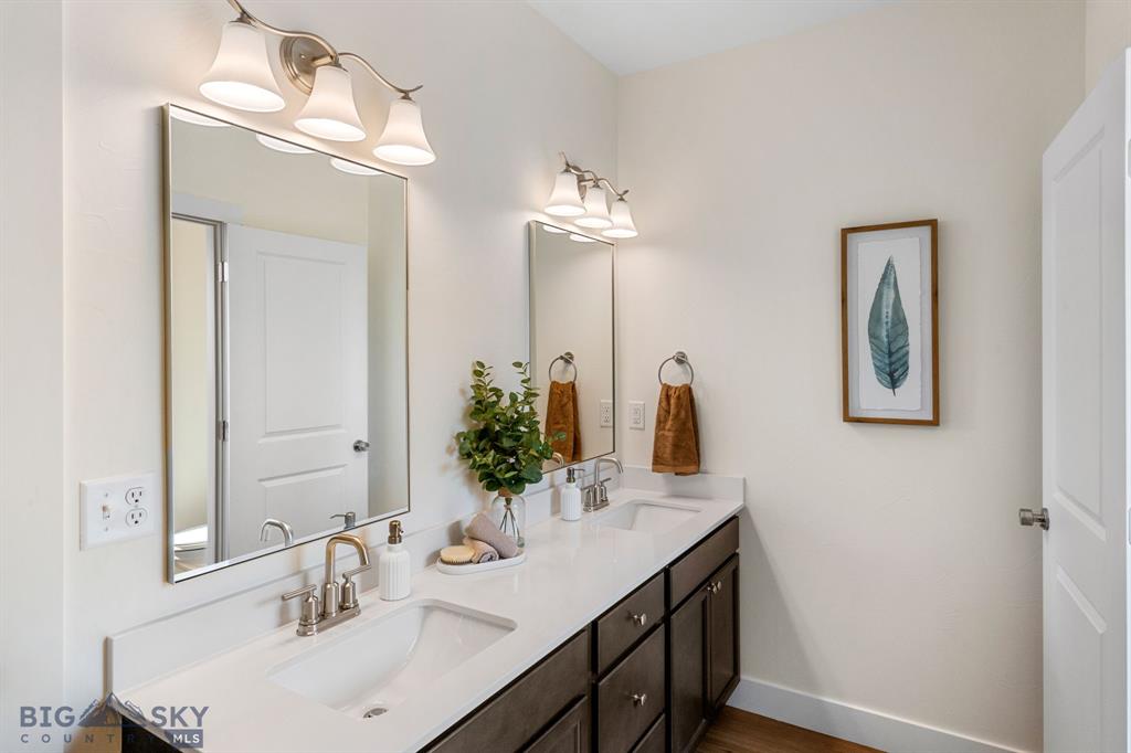 700 Thrice Loop Property Photo 15